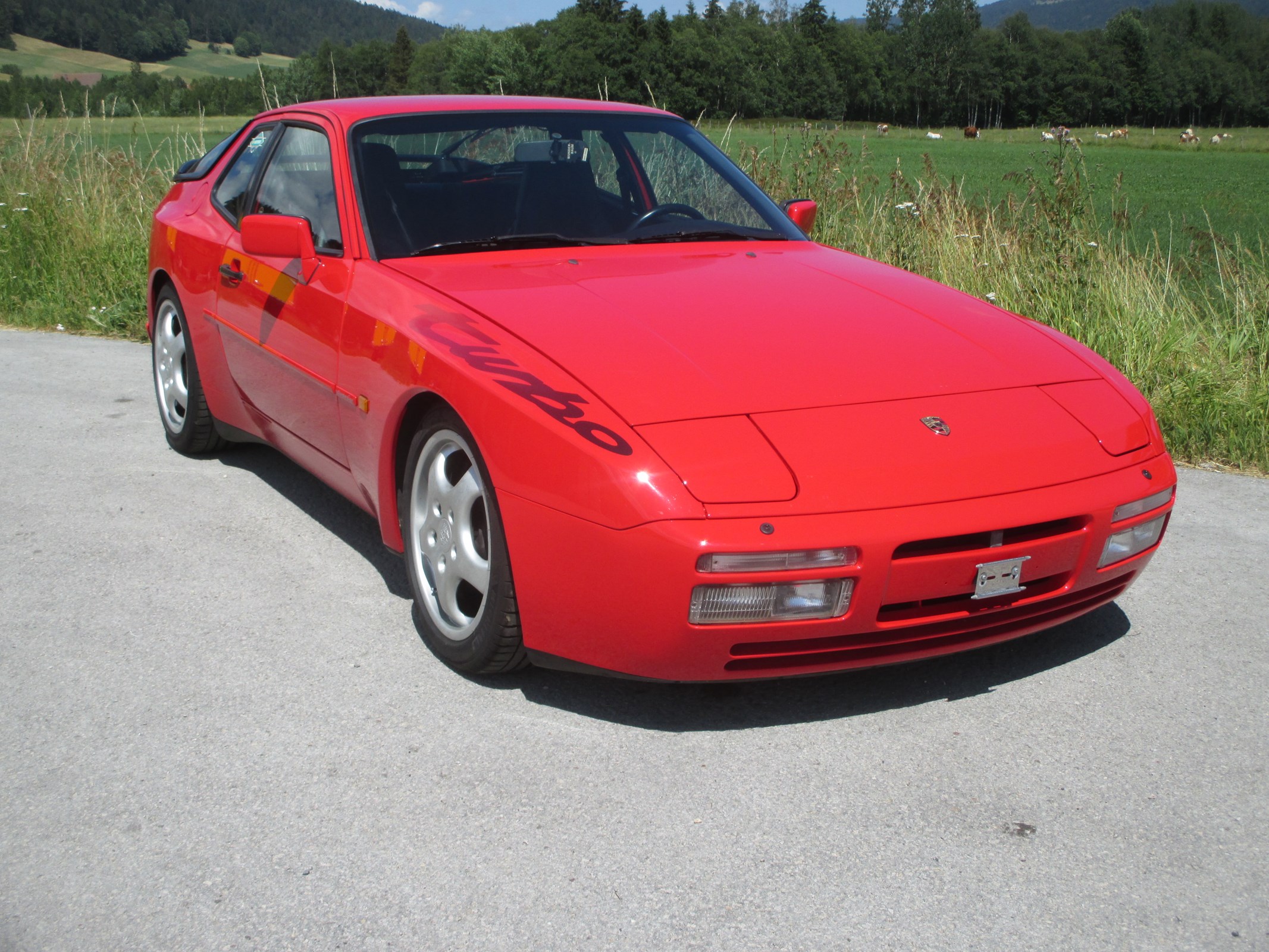 PORSCHE 944 Turbo (S)