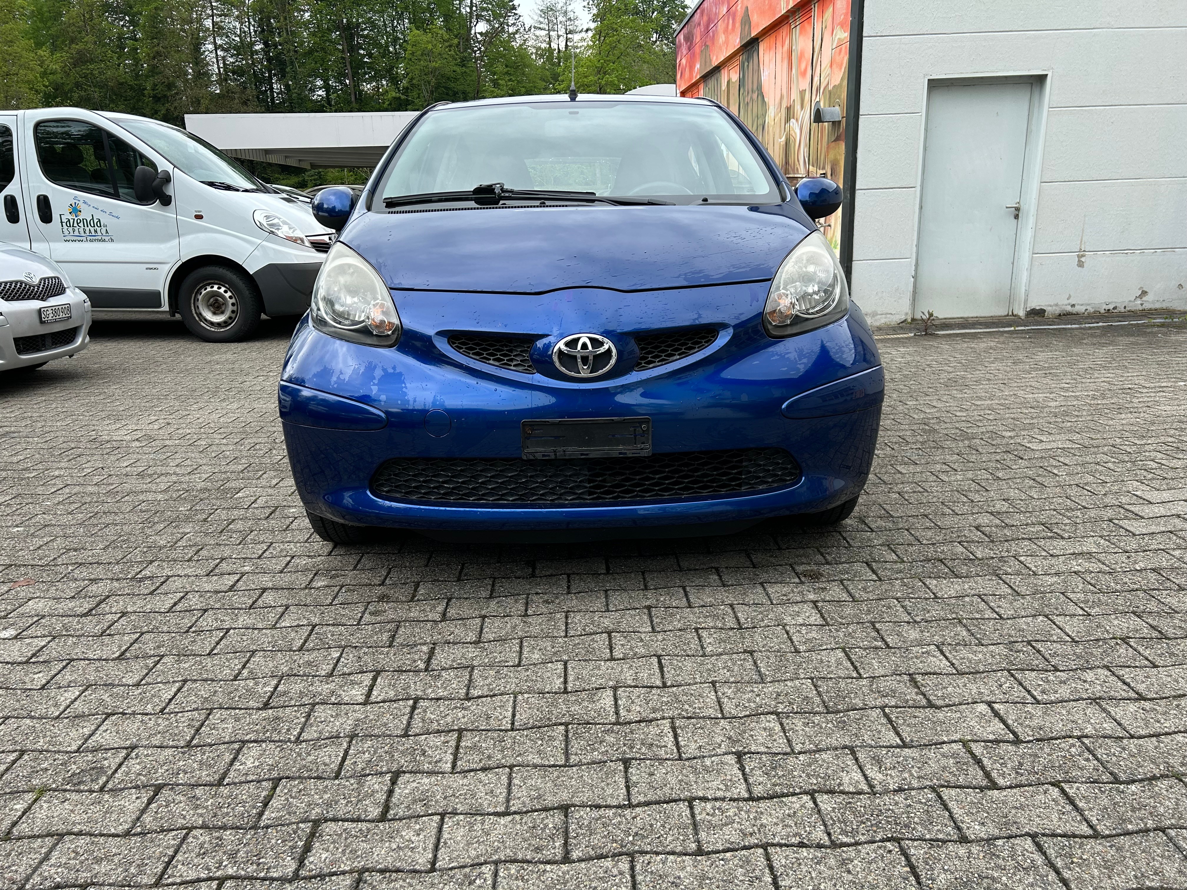 TOYOTA Aygo 1.0 blue