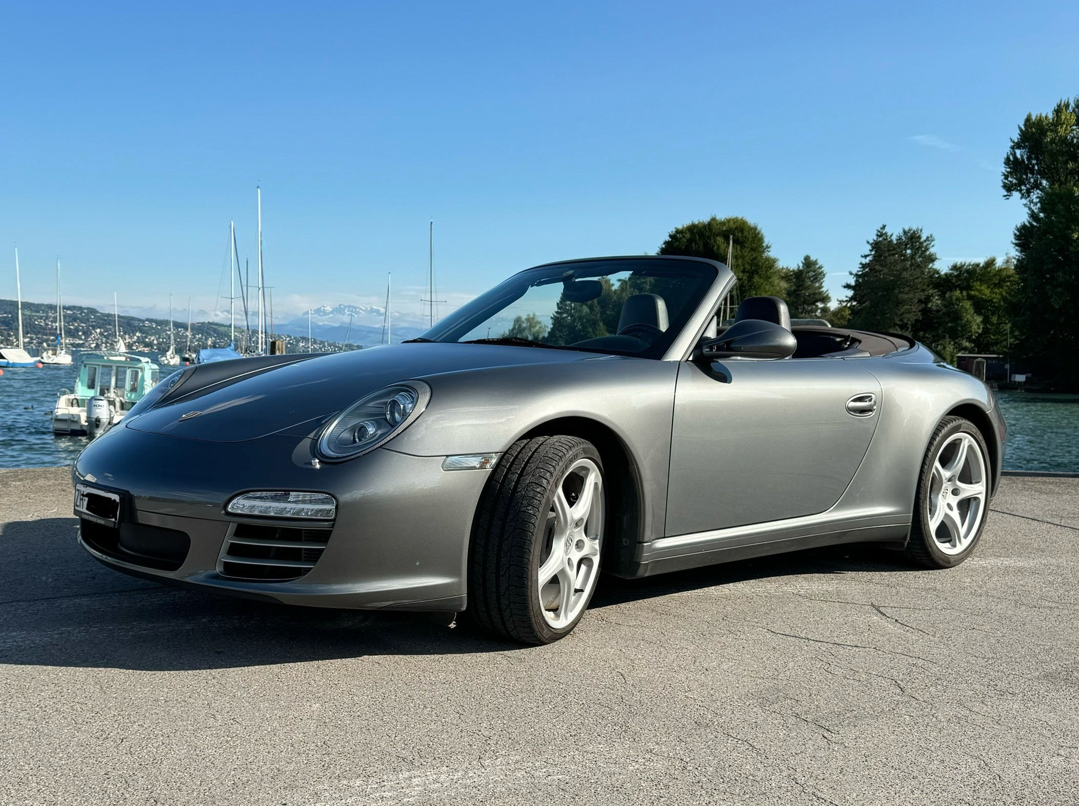 PORSCHE 911 Cabrio Carrera 4