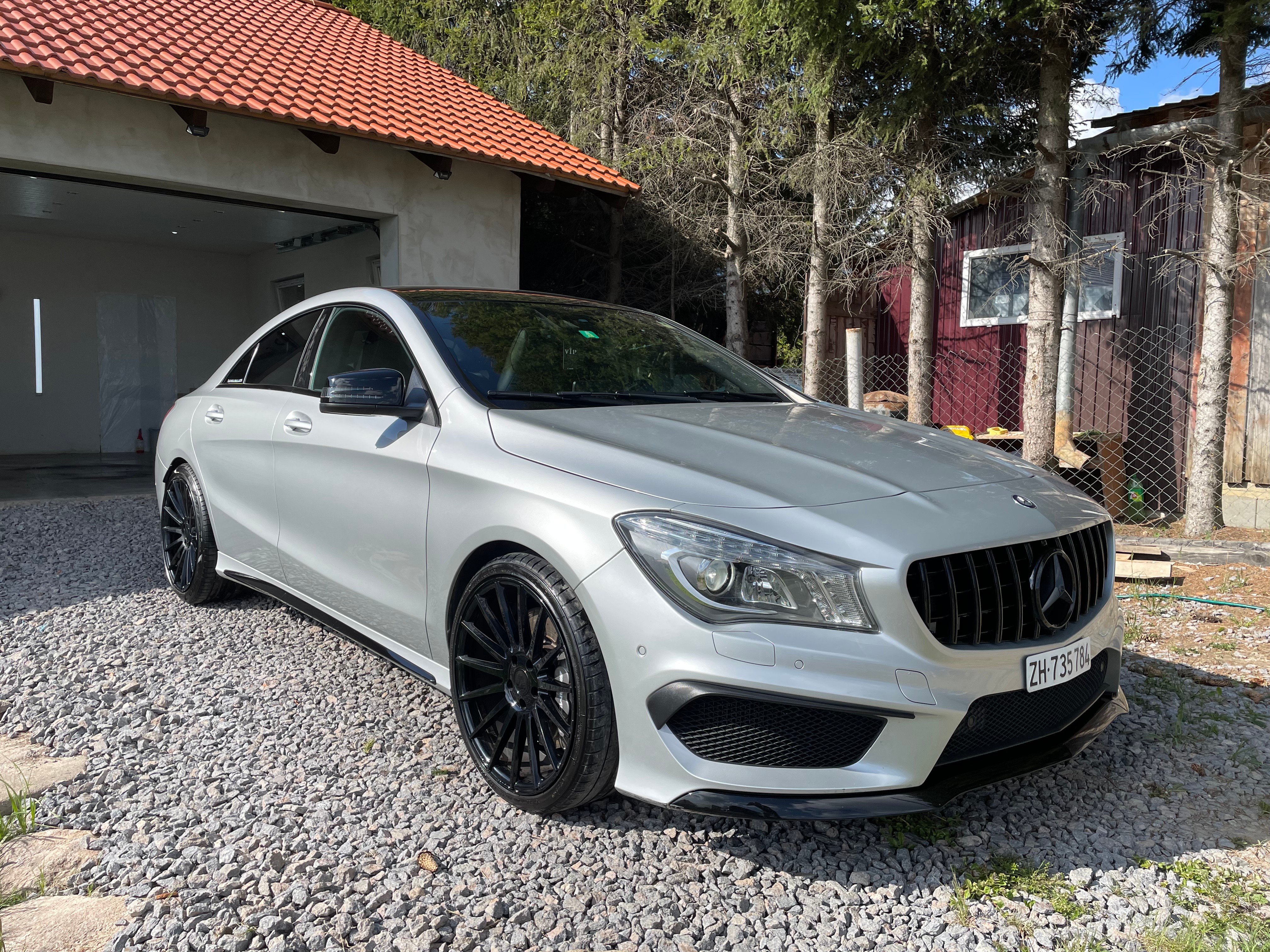 MERCEDES-BENZ CLA Shooting Brake 45 AMG 4Matic Speedshift