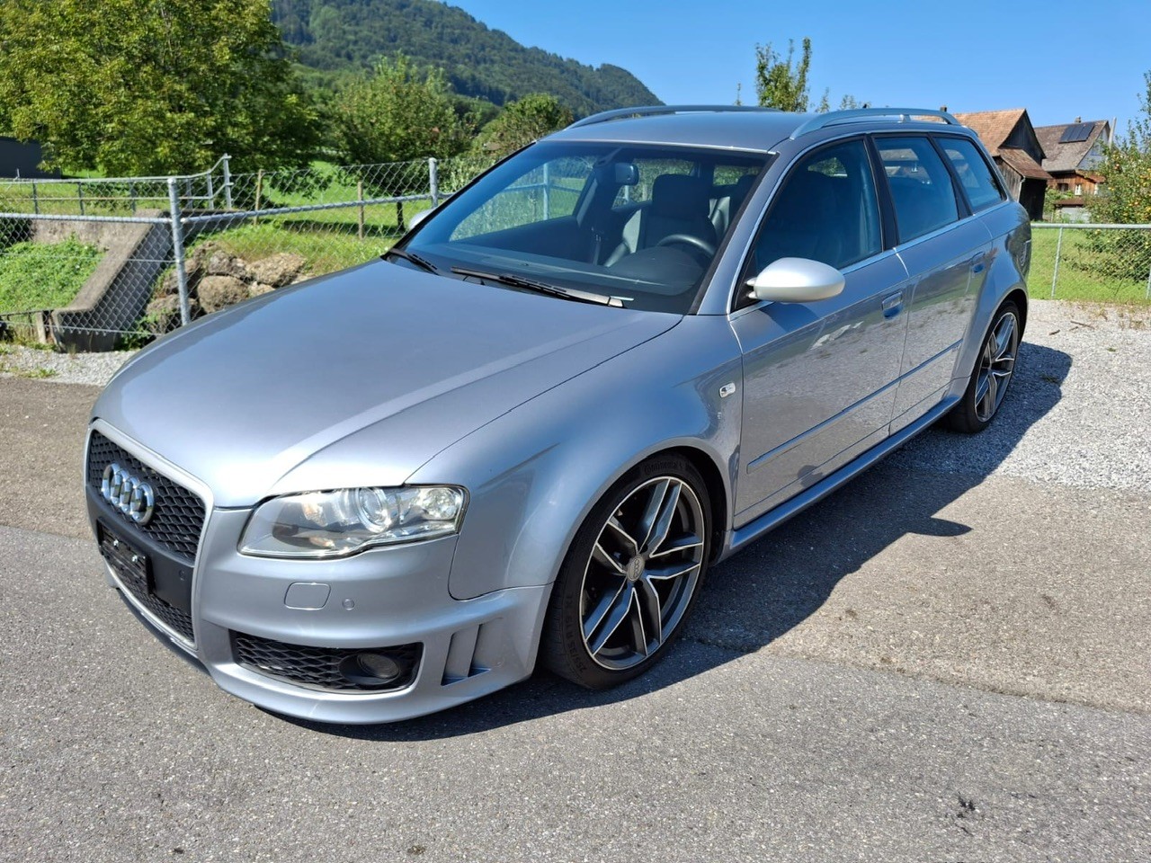 AUDI RS4 Avant 4.2 V8 quattro