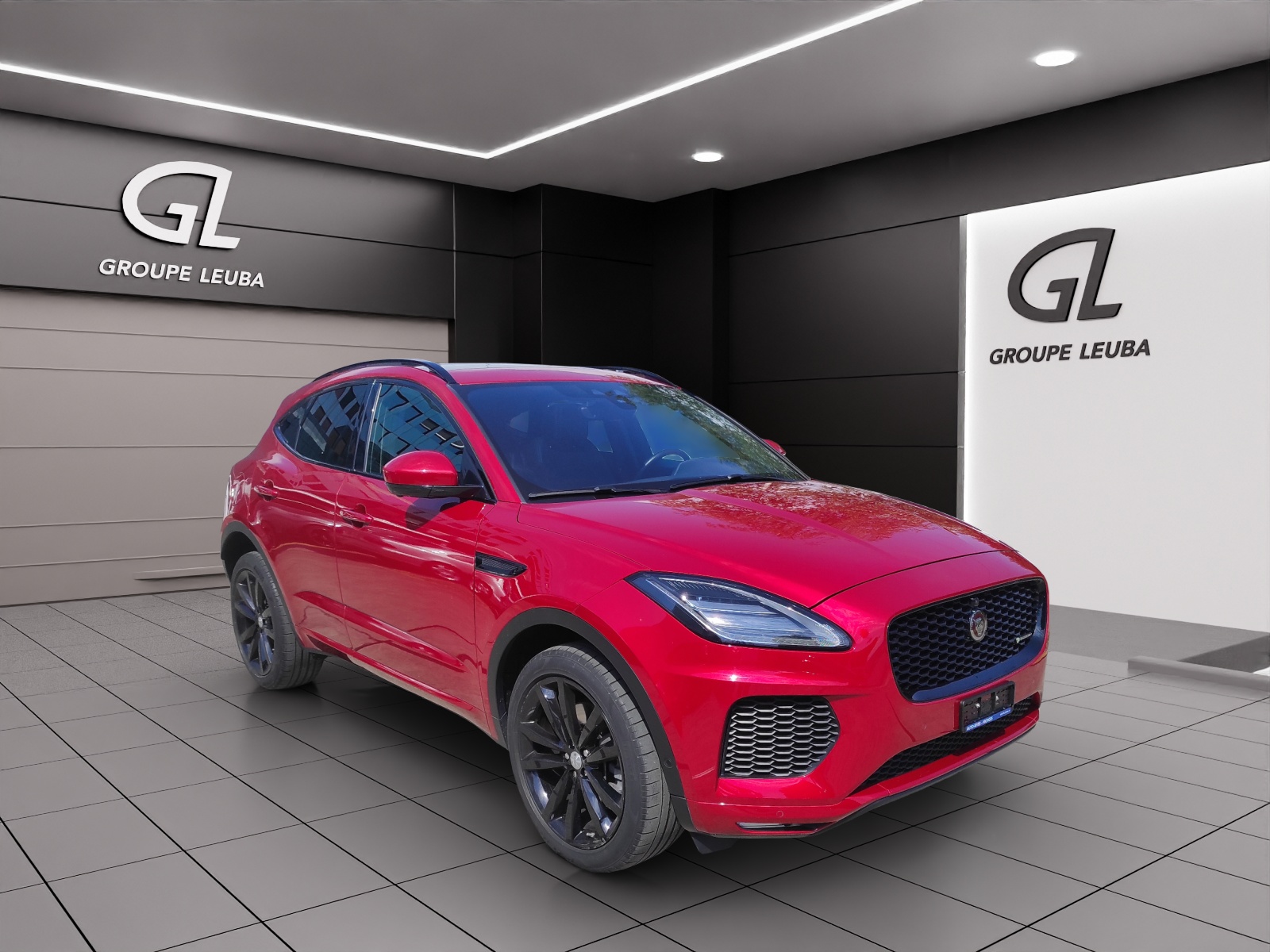 JAGUAR E-Pace P300 R-Dyn. SE AWD