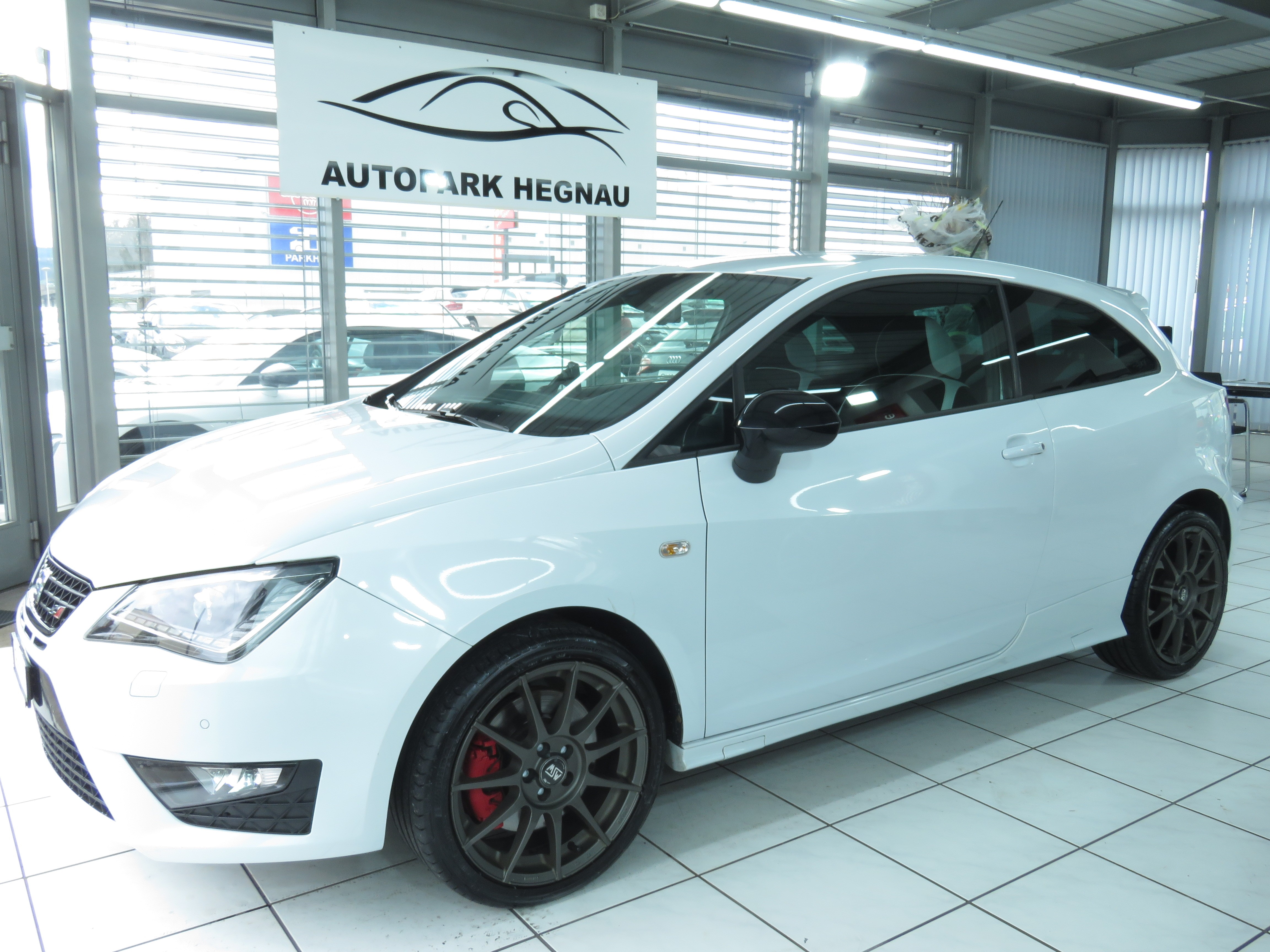 SEAT Ibiza SC 1.4 TSI Cupra SR DSG (Automat)