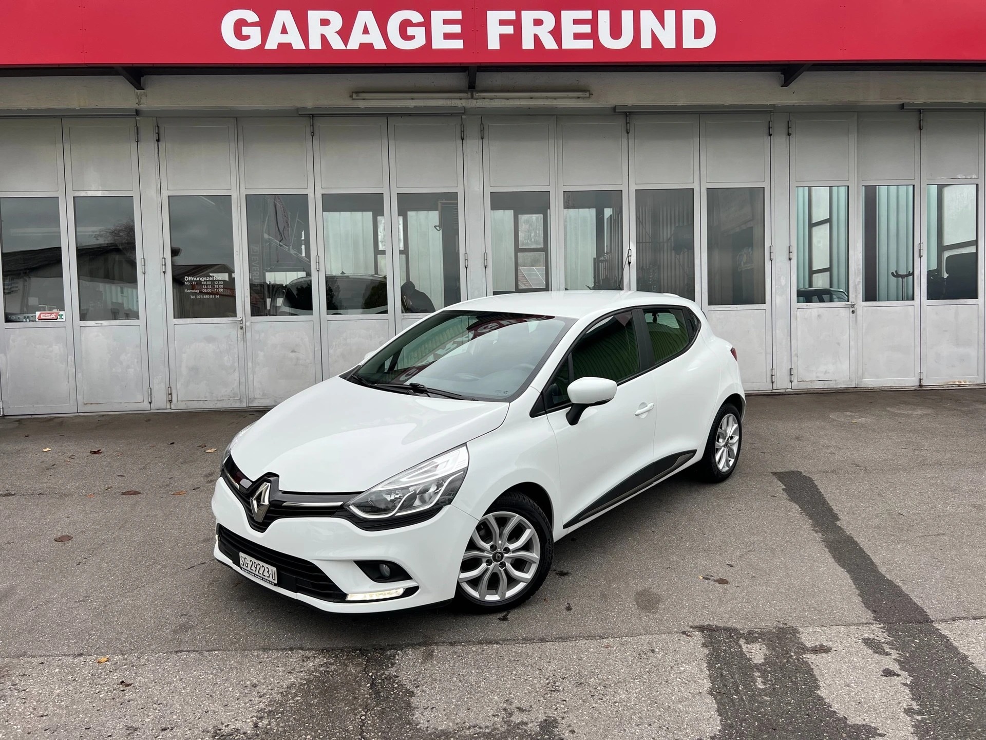 RENAULT Clio 1.5 dCi Business Line EDC