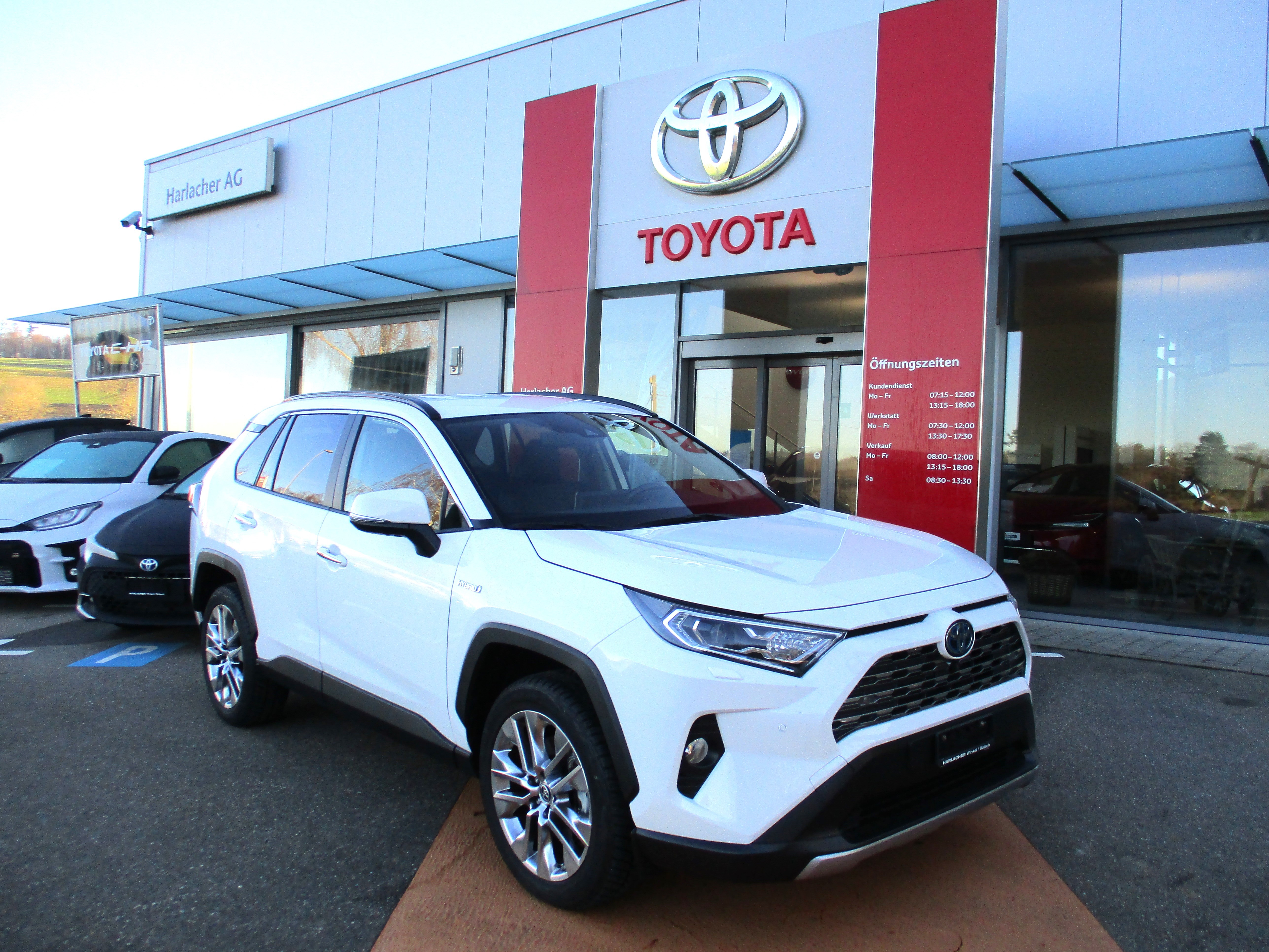 TOYOTA RAV-4 2.5 HSD Premium e-CVT 2WD