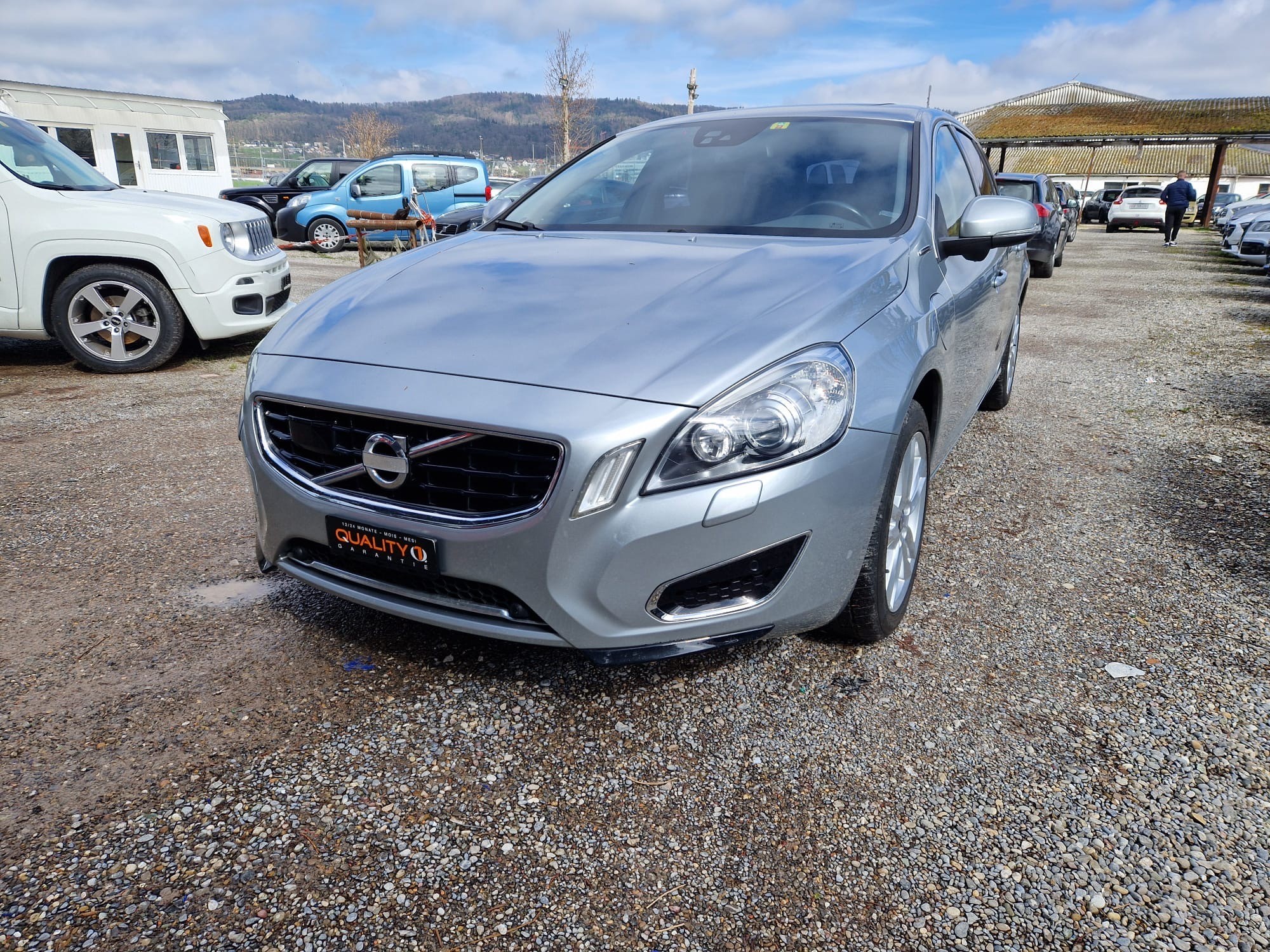 VOLVO V60 D6 AWD Plug-in Hybrid Summum Geartronic