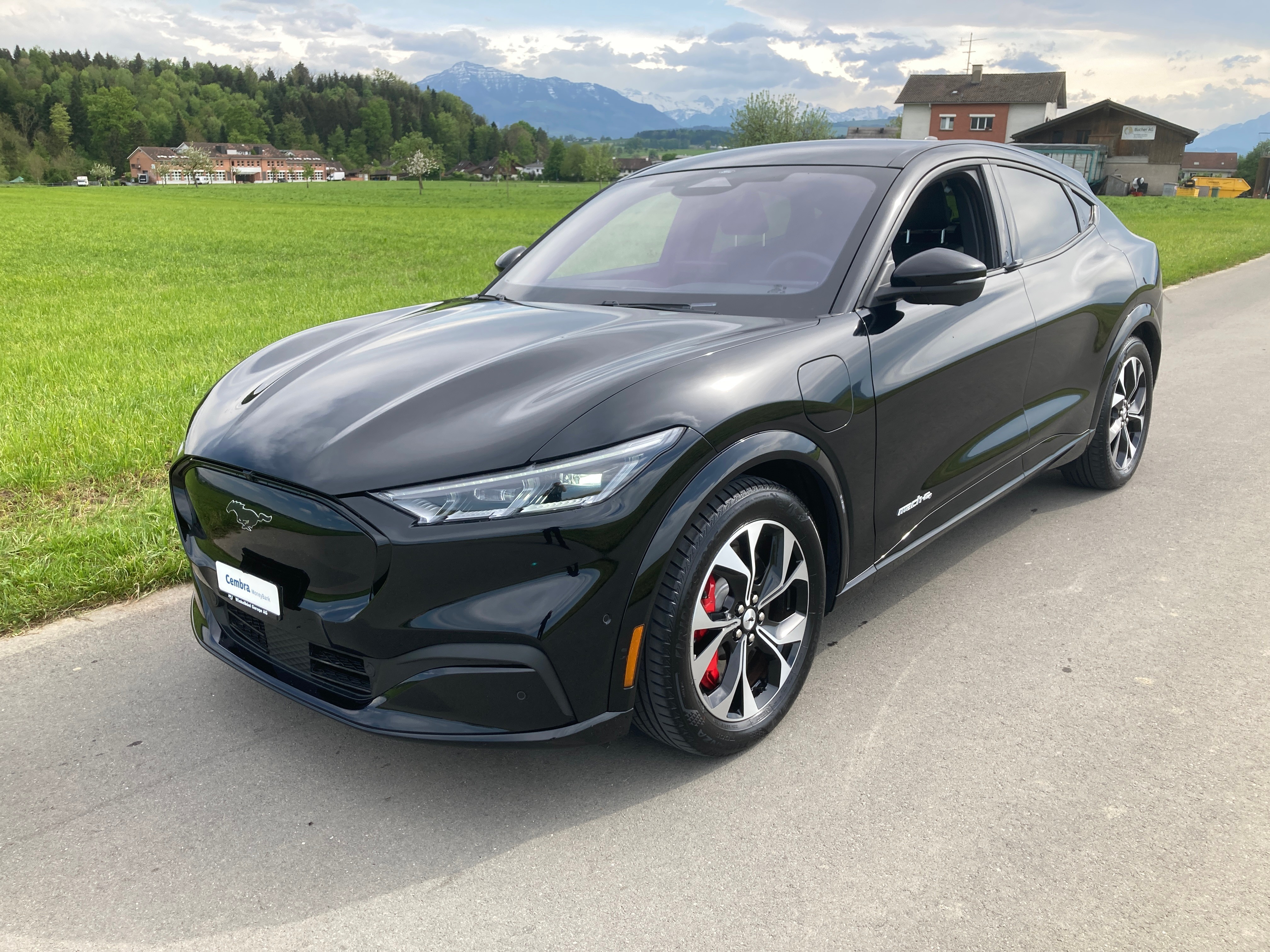 FORD Mustang MACH-E AWD