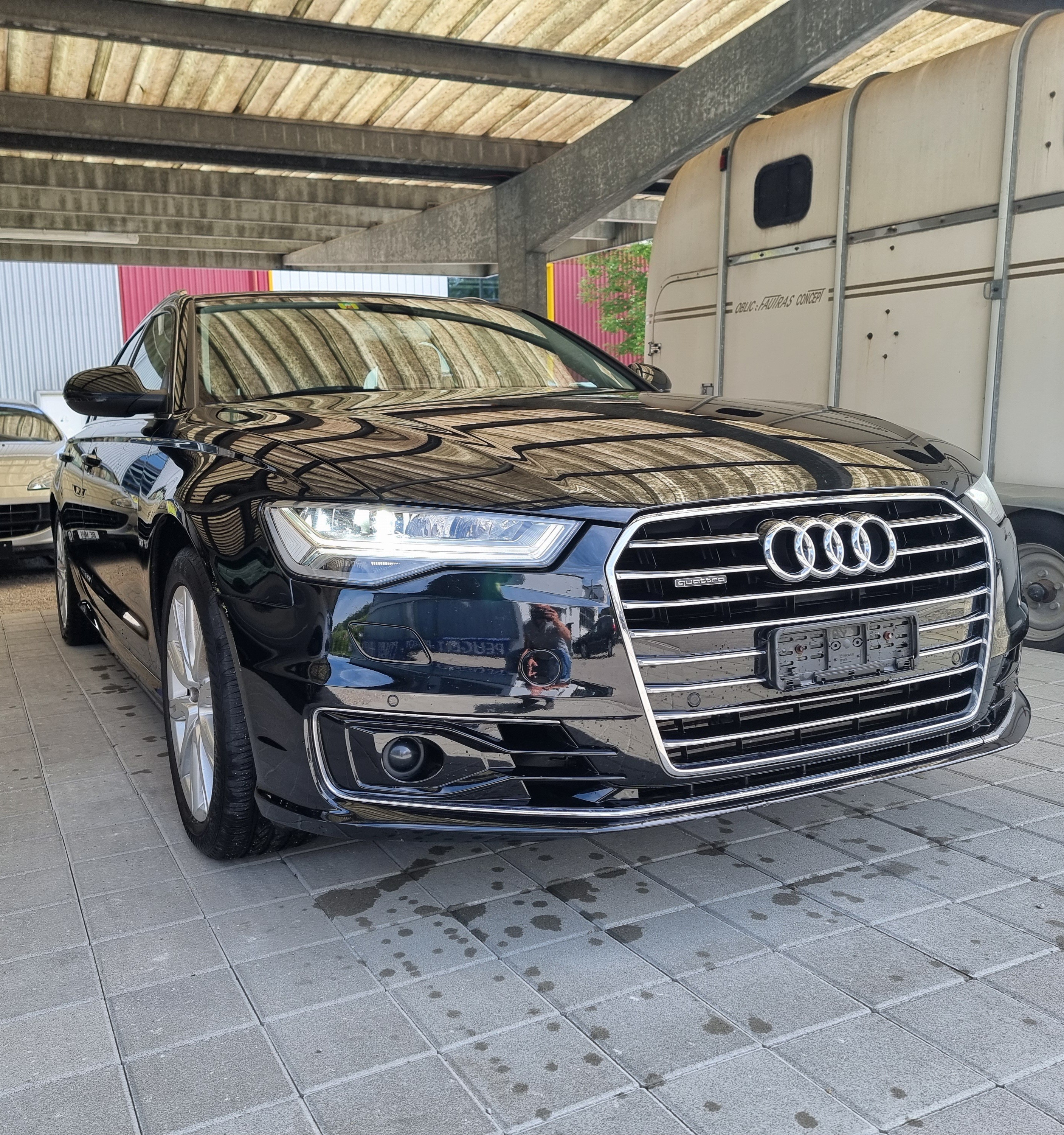 AUDI A6 Avant 3.0 TDI V6 quattro S-tronic