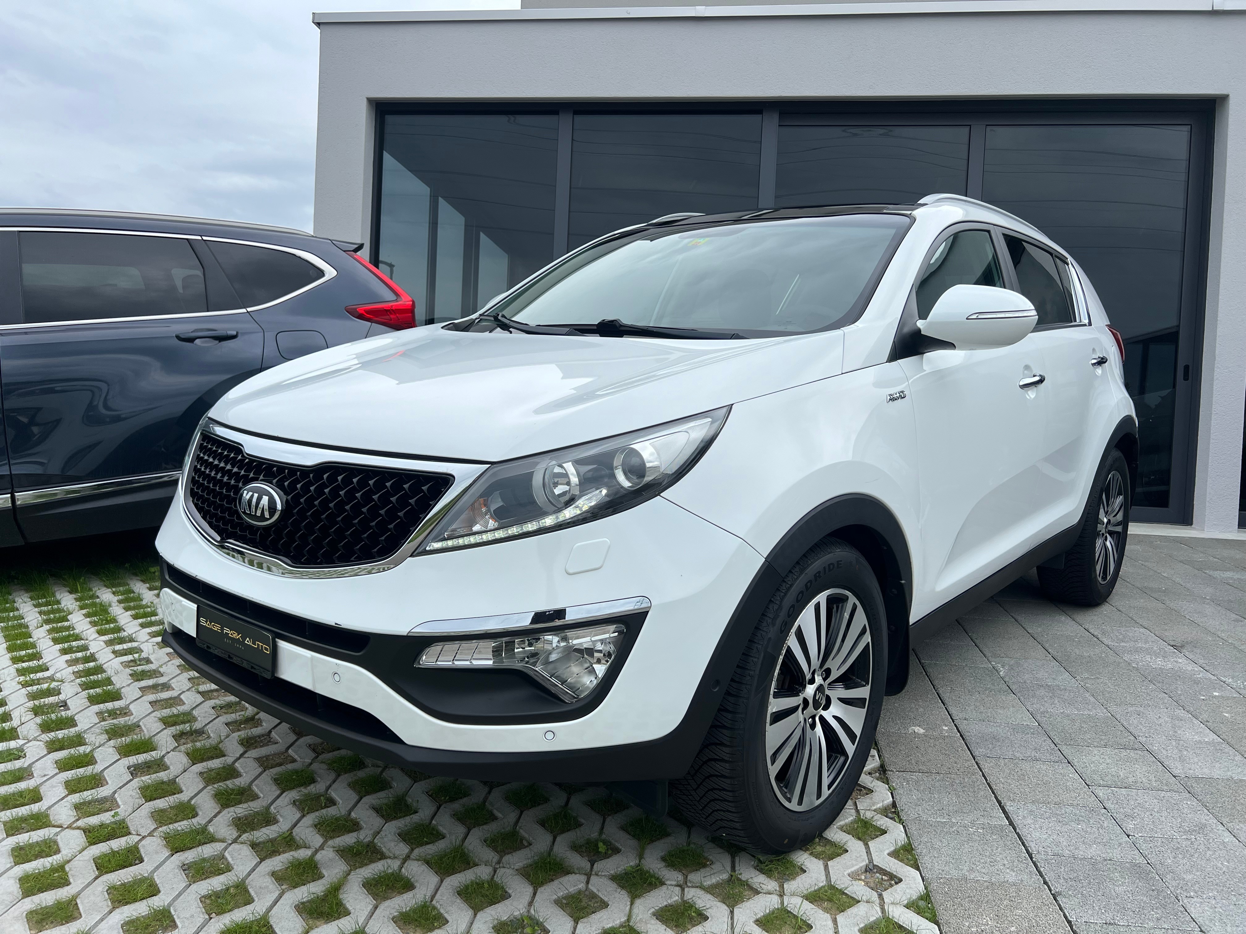 KIA Sportage 2.0 CRDi Style 4WD Automatic