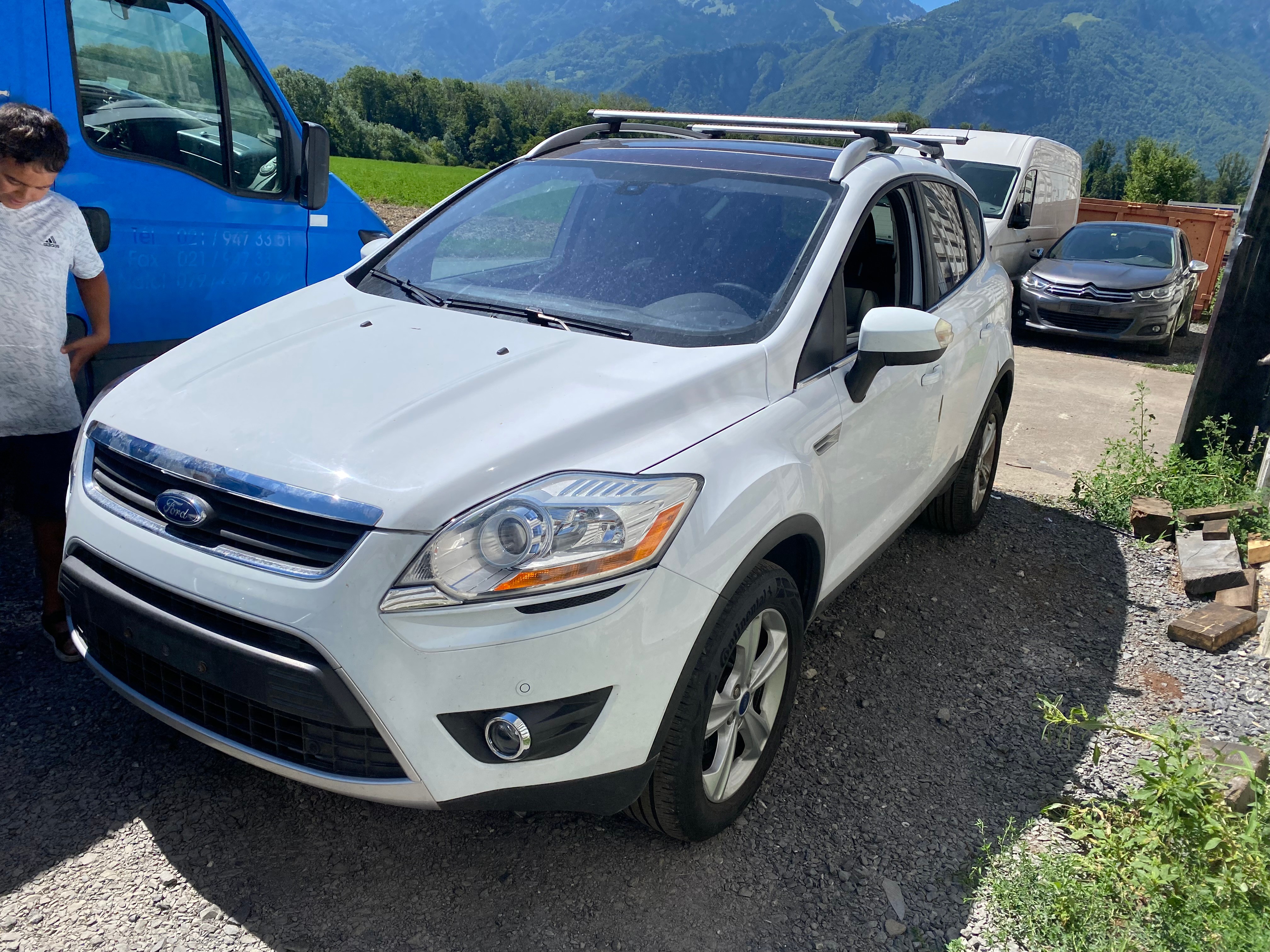 FORD KUGA