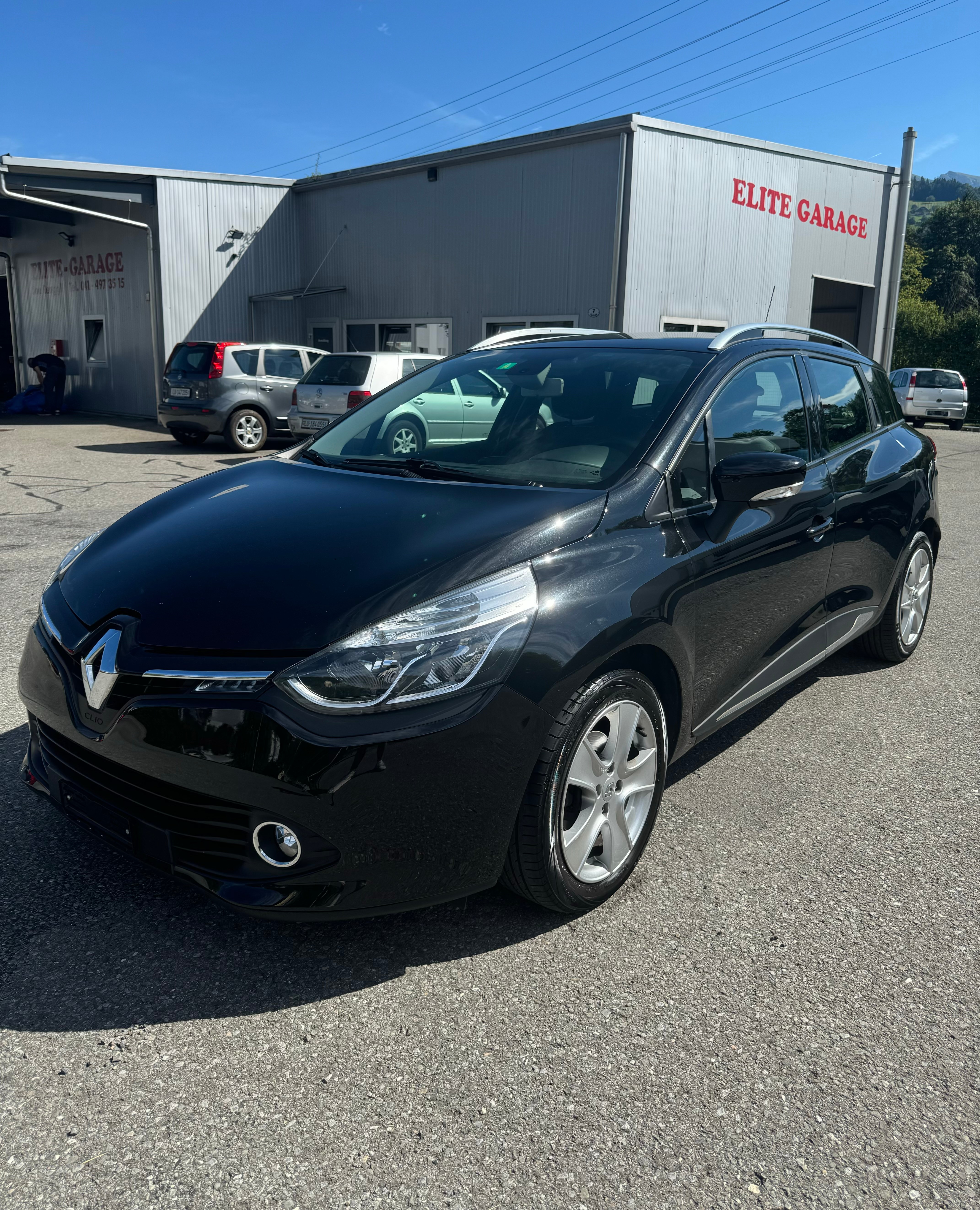 RENAULT Clio Grandtour 1.2 16V T GT EDC