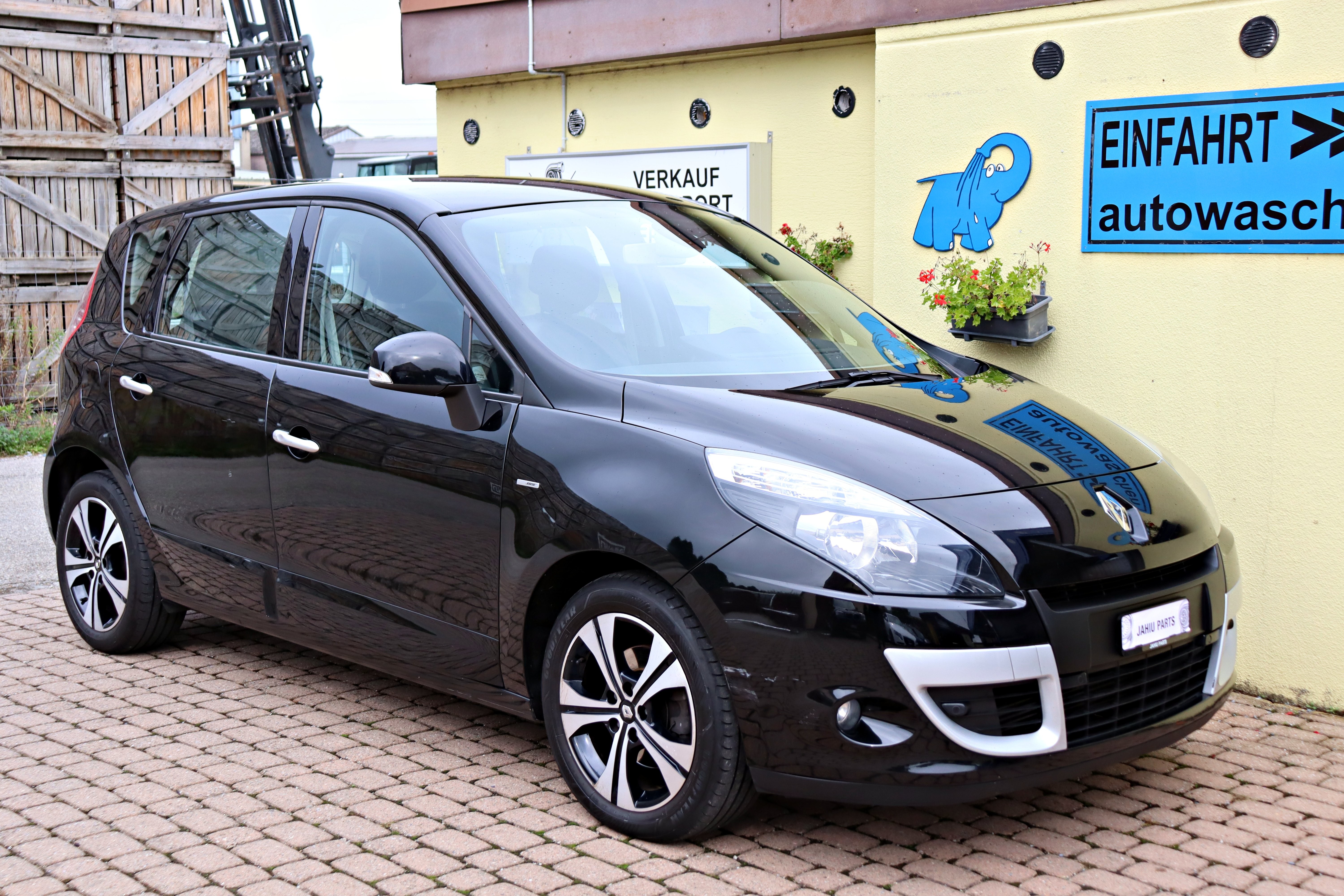 RENAULT Scénic 1.4 16V Turbo Bose