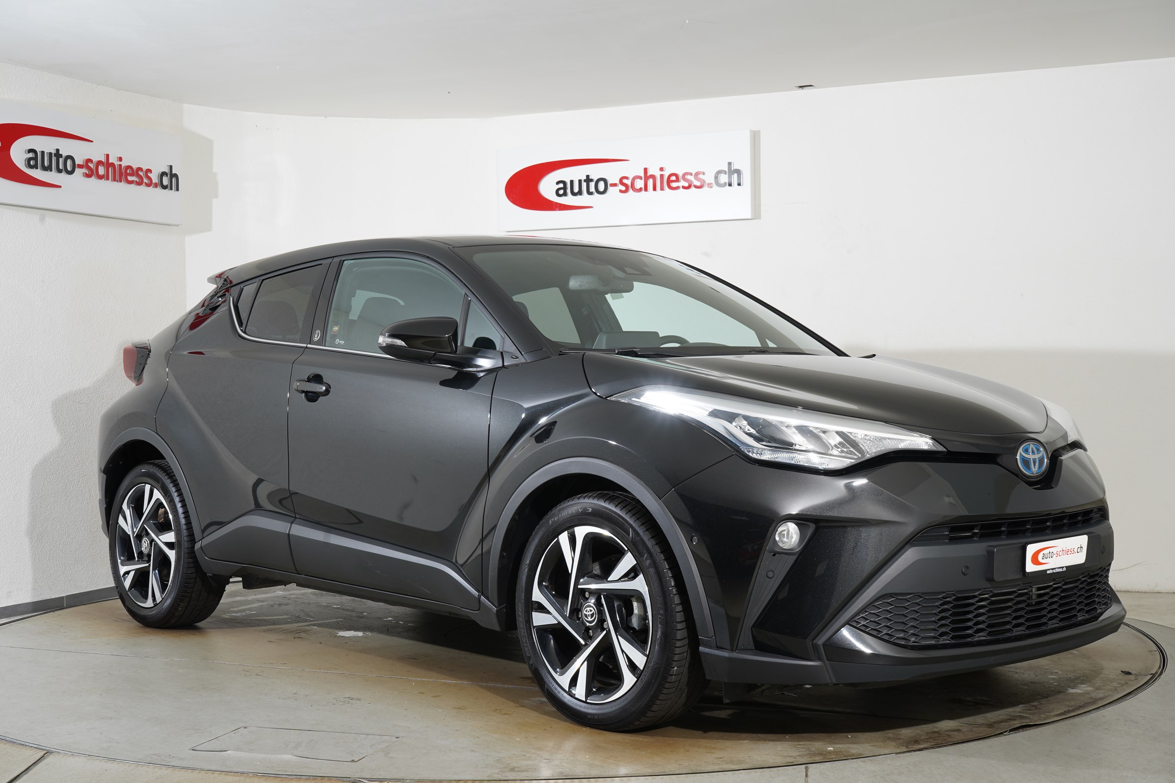 TOYOTA C-HR 1.8 HSD CVT Team D