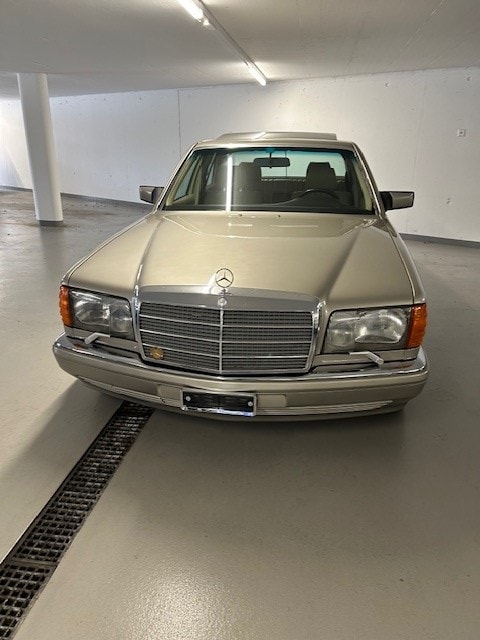 MERCEDES-BENZ 300 SE