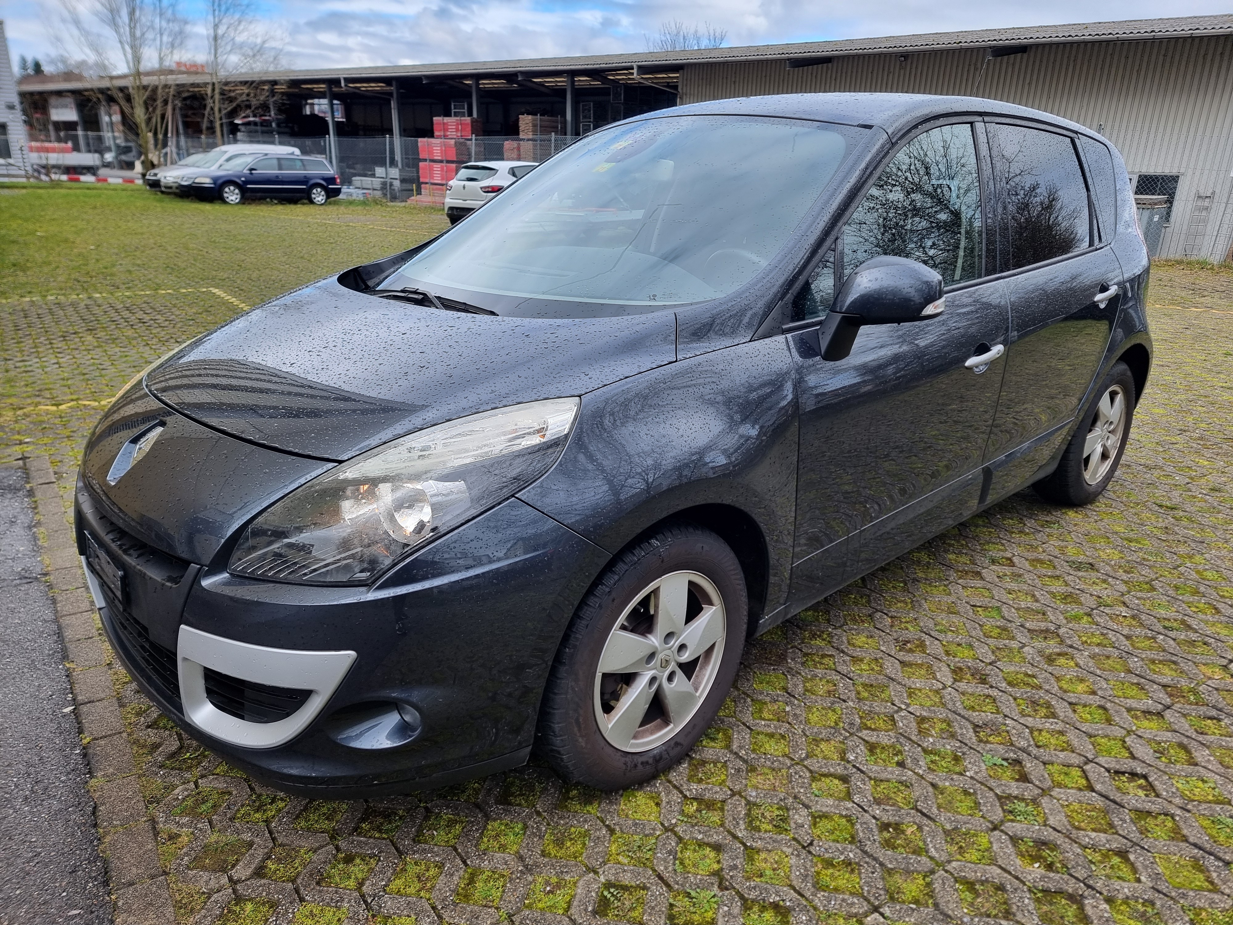 RENAULT Scénic 1.4 16V Turbo Dynamique