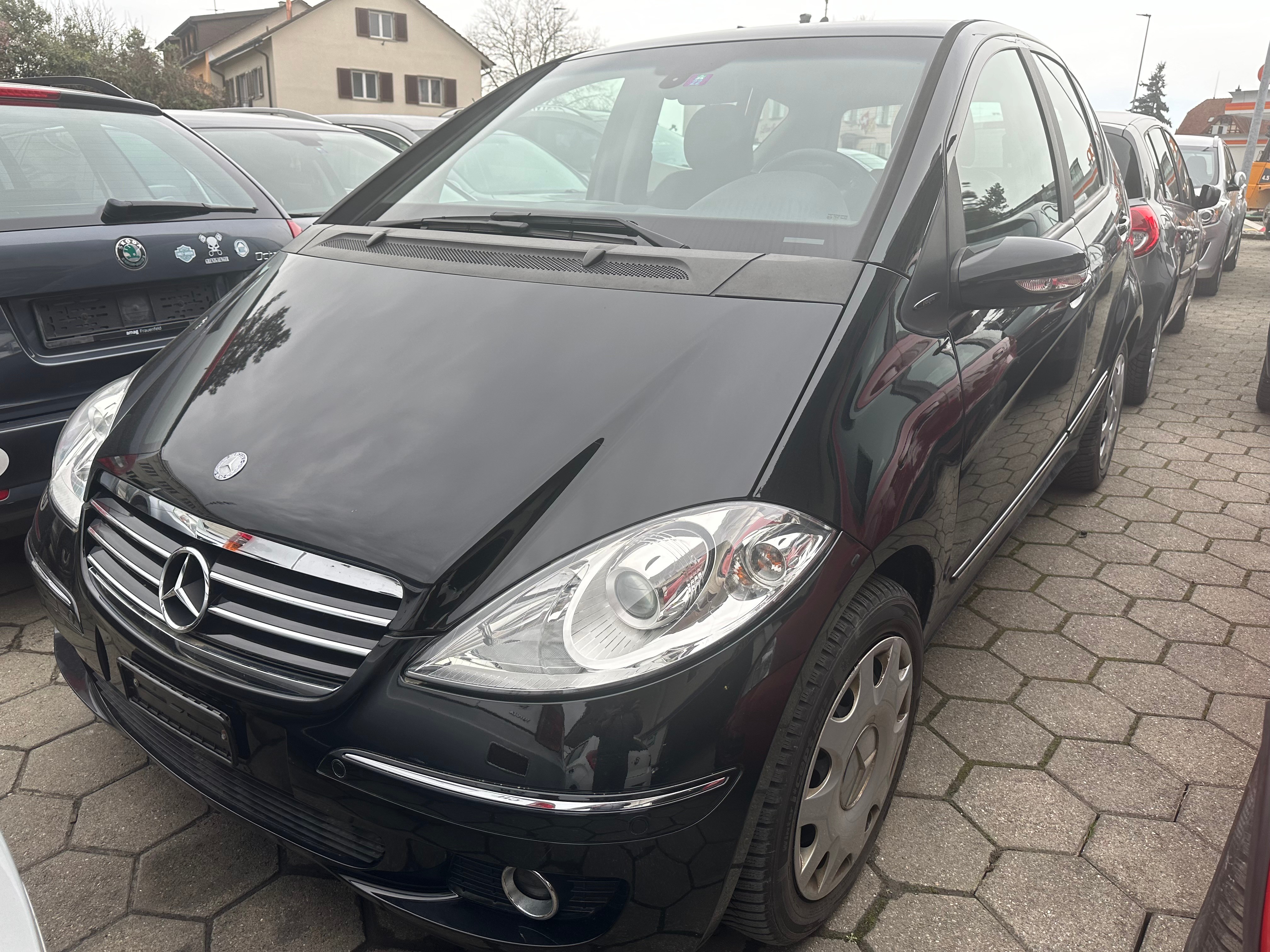 MERCEDES-BENZ A 200 Elégance