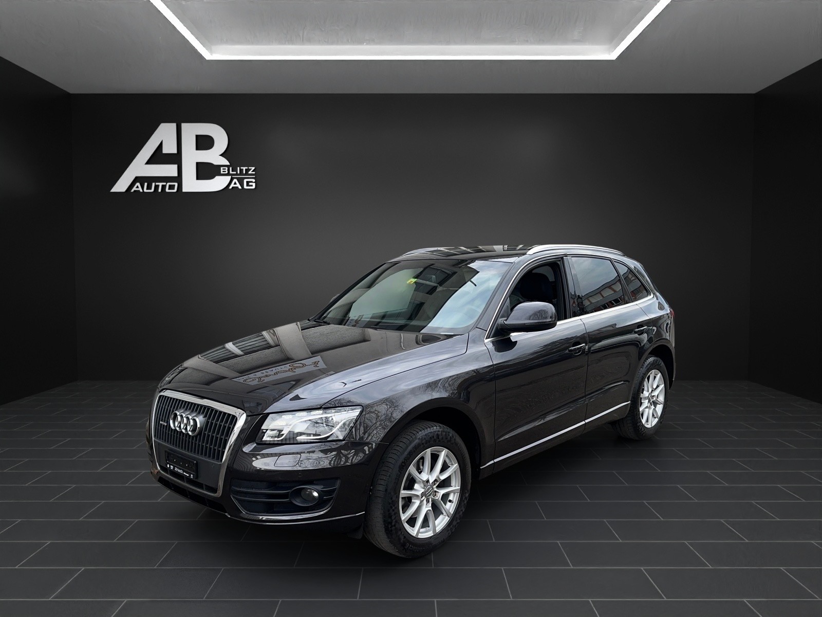 AUDI Q5 2.0 TDI quattro S-tronic