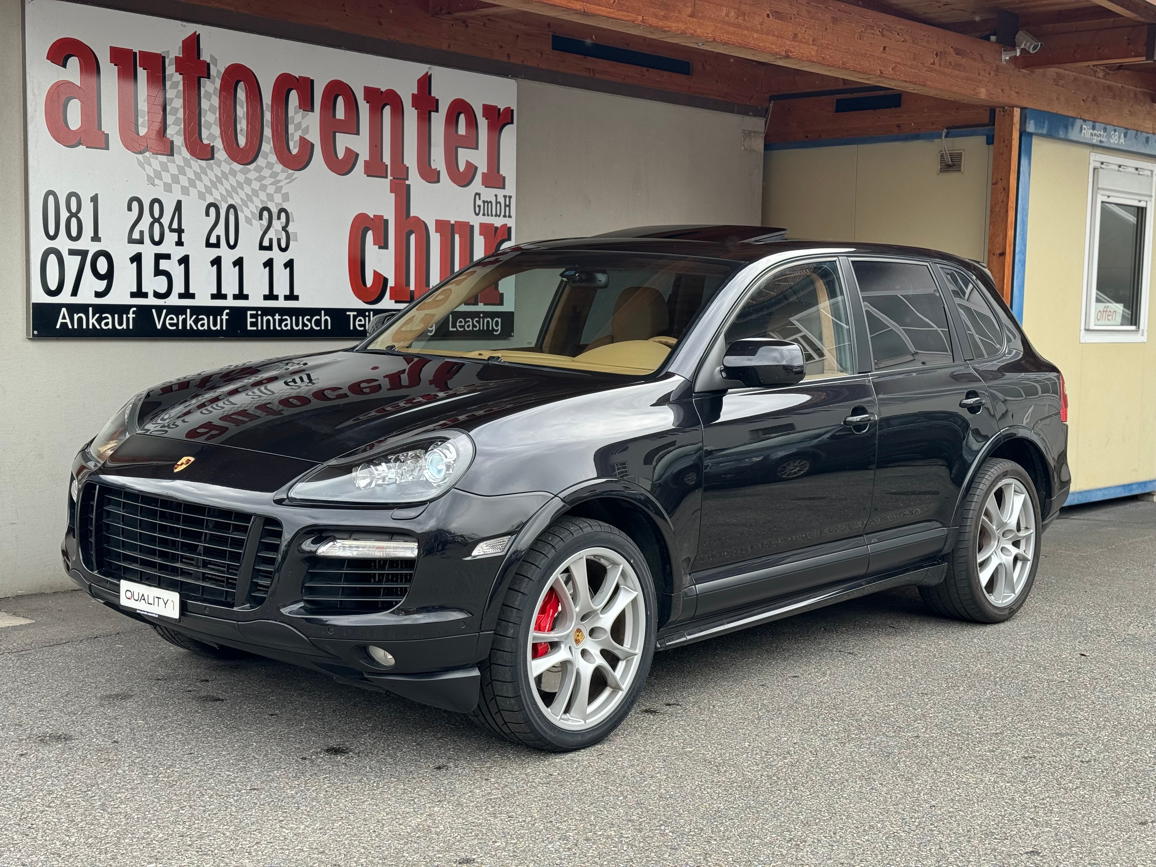 PORSCHE Cayenne Turbo