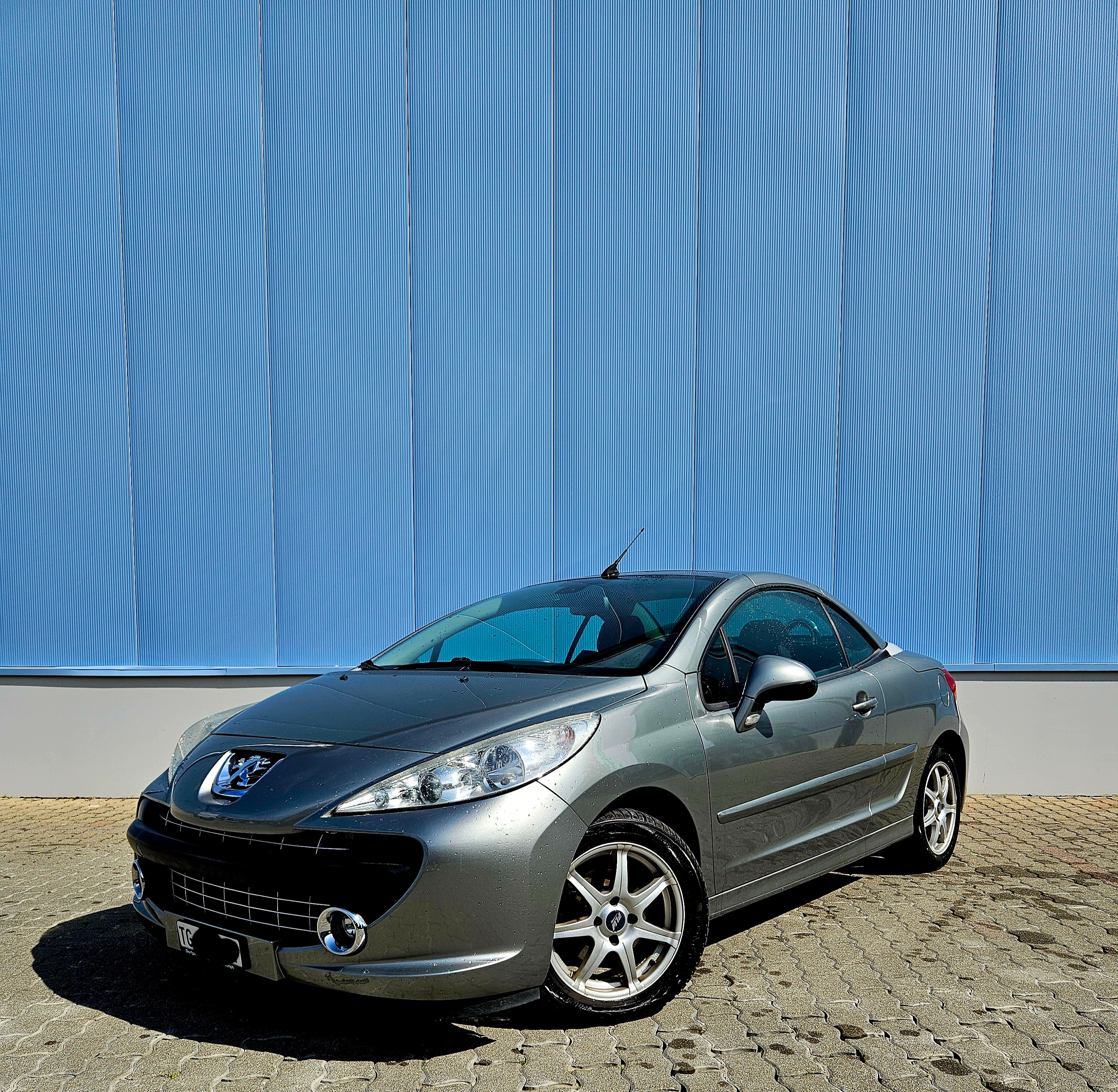 PEUGEOT 207 CC 1.6 16V Turbo Platinium Edition