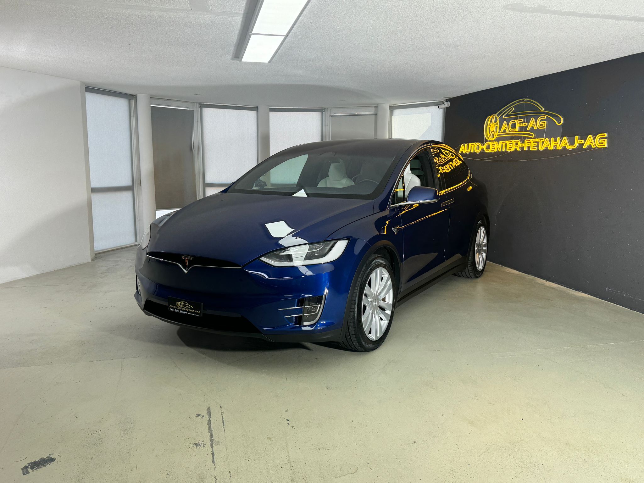 TESLA Model X 90 D