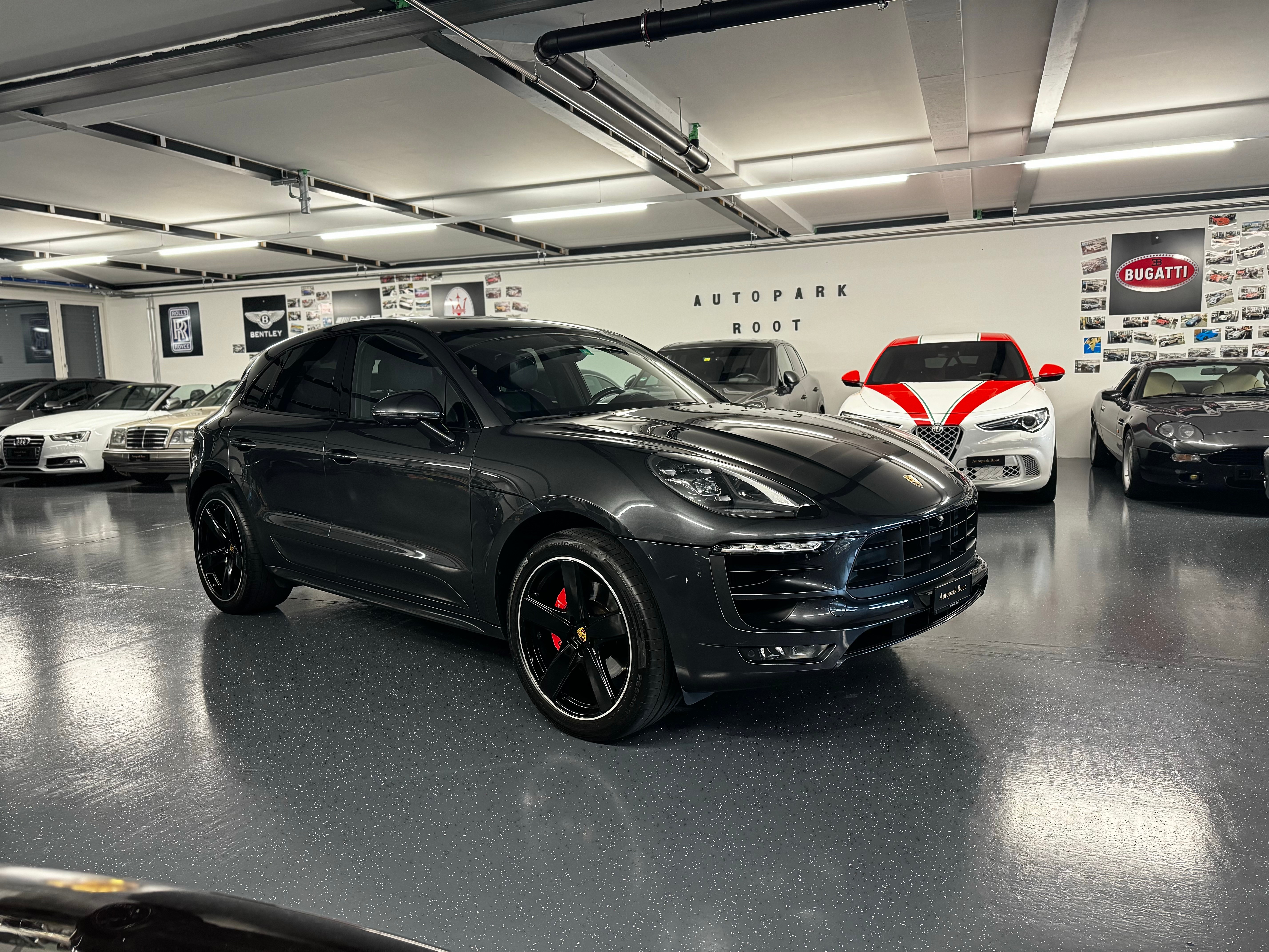 PORSCHE Macan GTS PDK