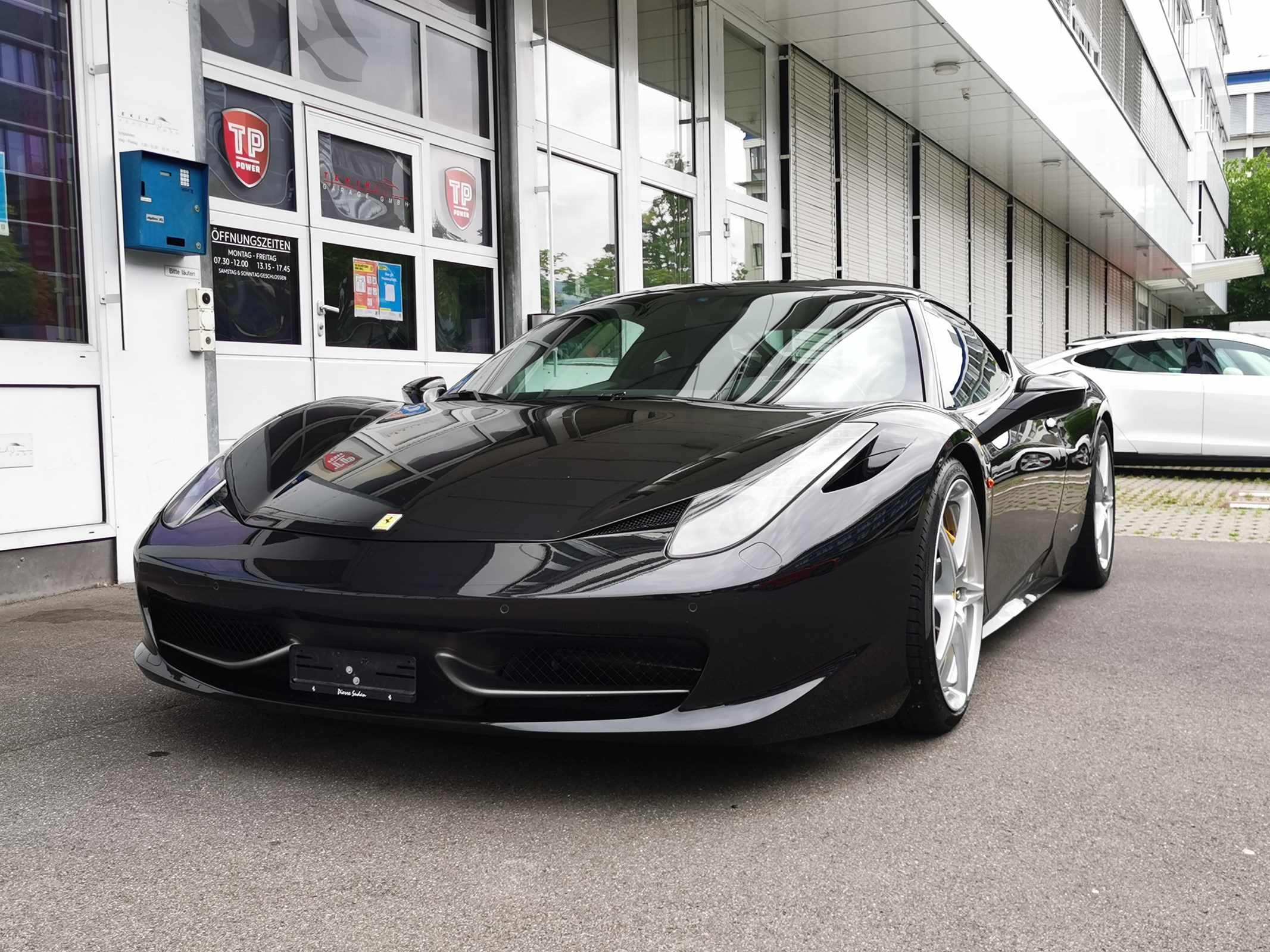 FERRARI 458 Italia 4.5 V8