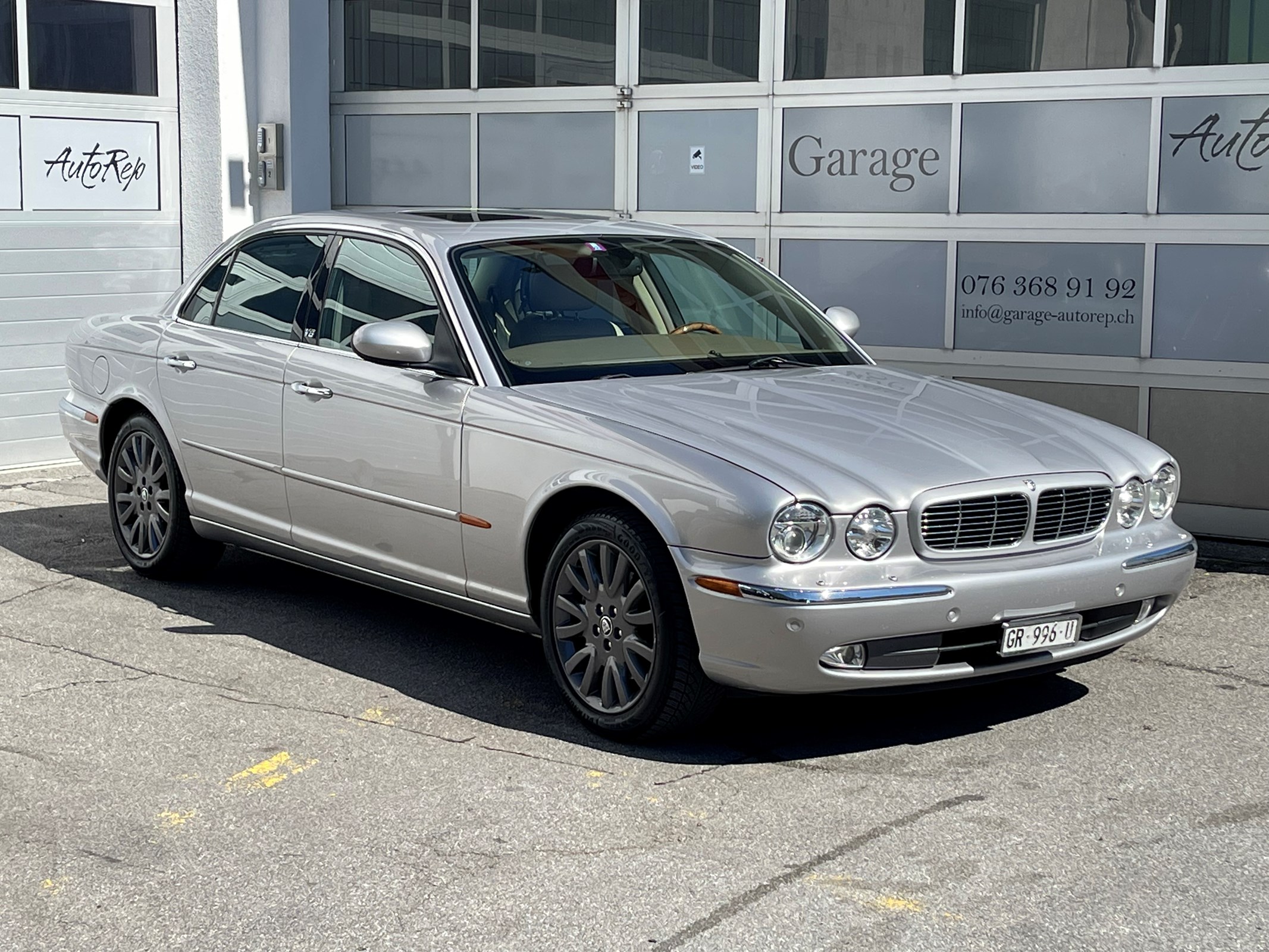 JAGUAR XJ8 4.2 V8 Executive