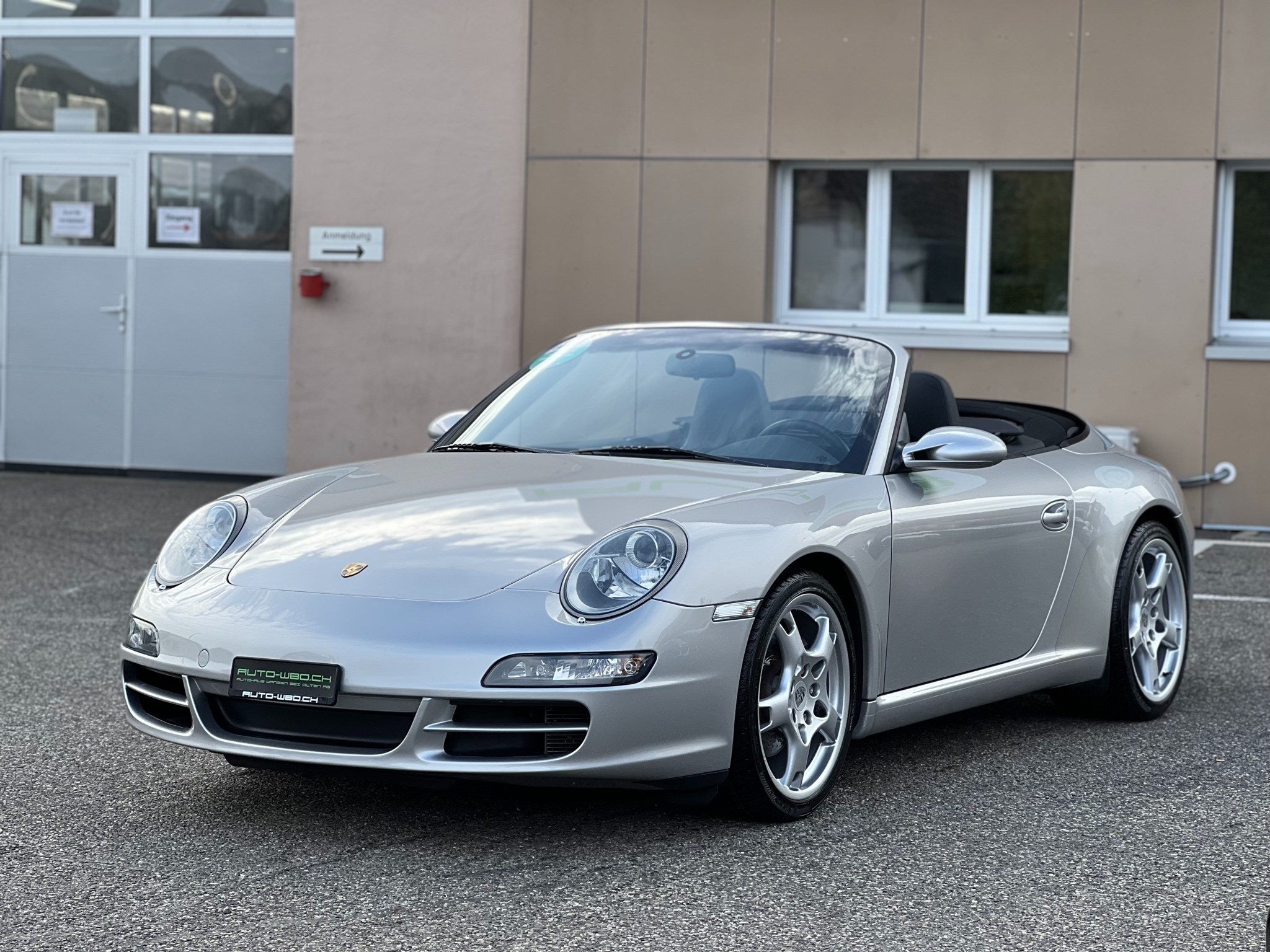 PORSCHE 911 Cabrio Carrera