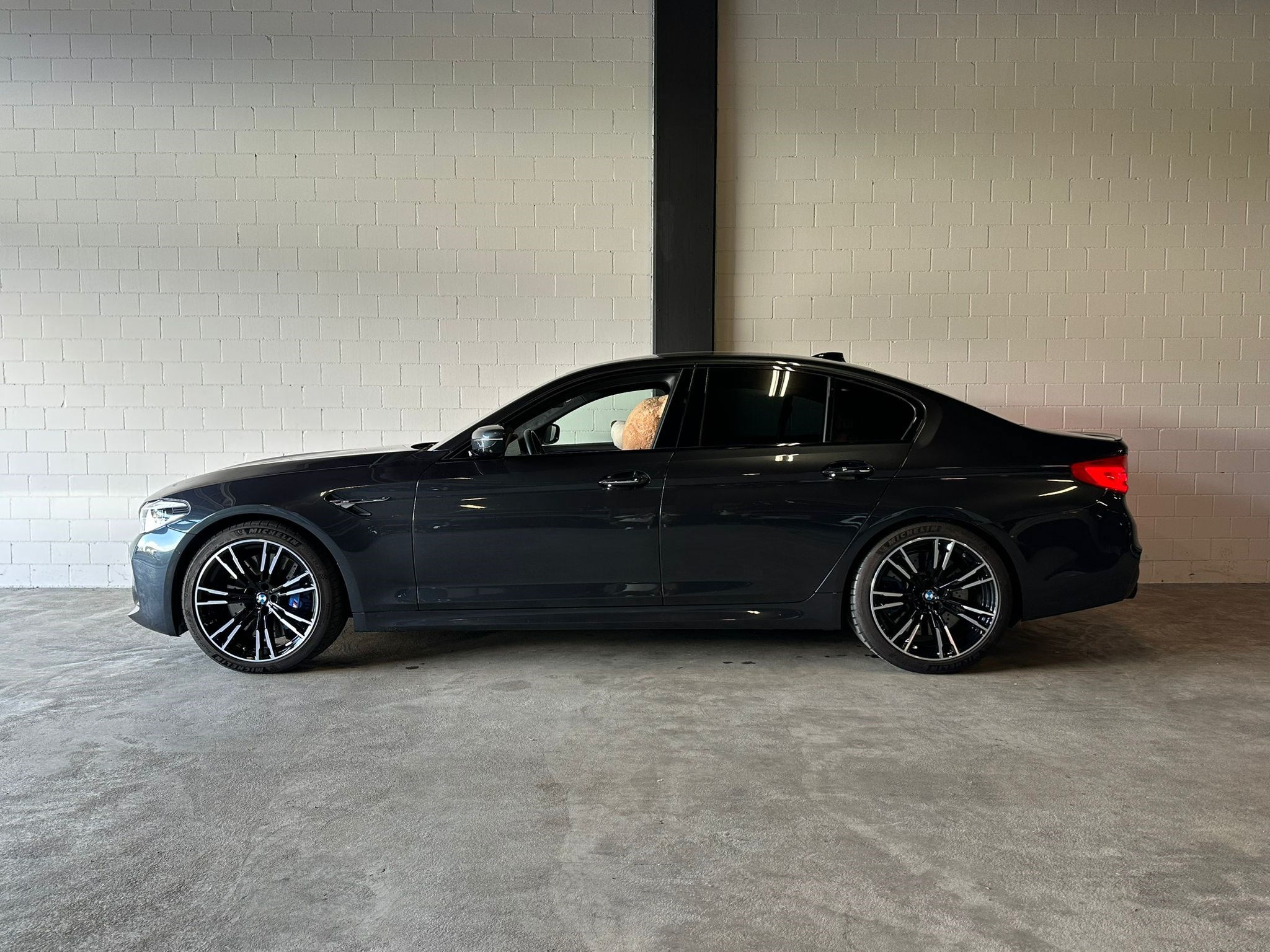 BMW M5 xDrive Drivelogic MANHART 723 PS / 870 NM