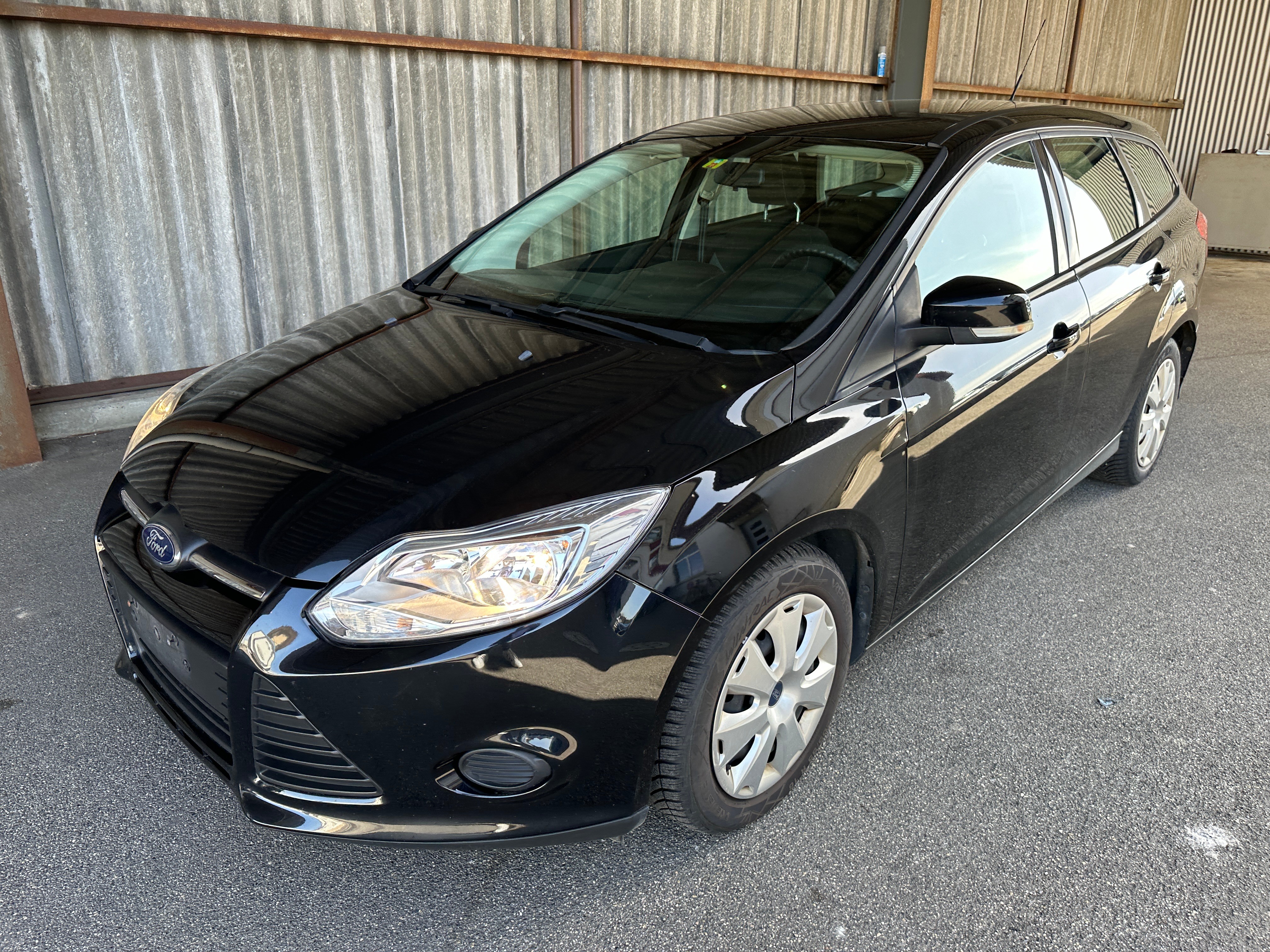 FORD Focus 1.6i VCT Carving PowerShift