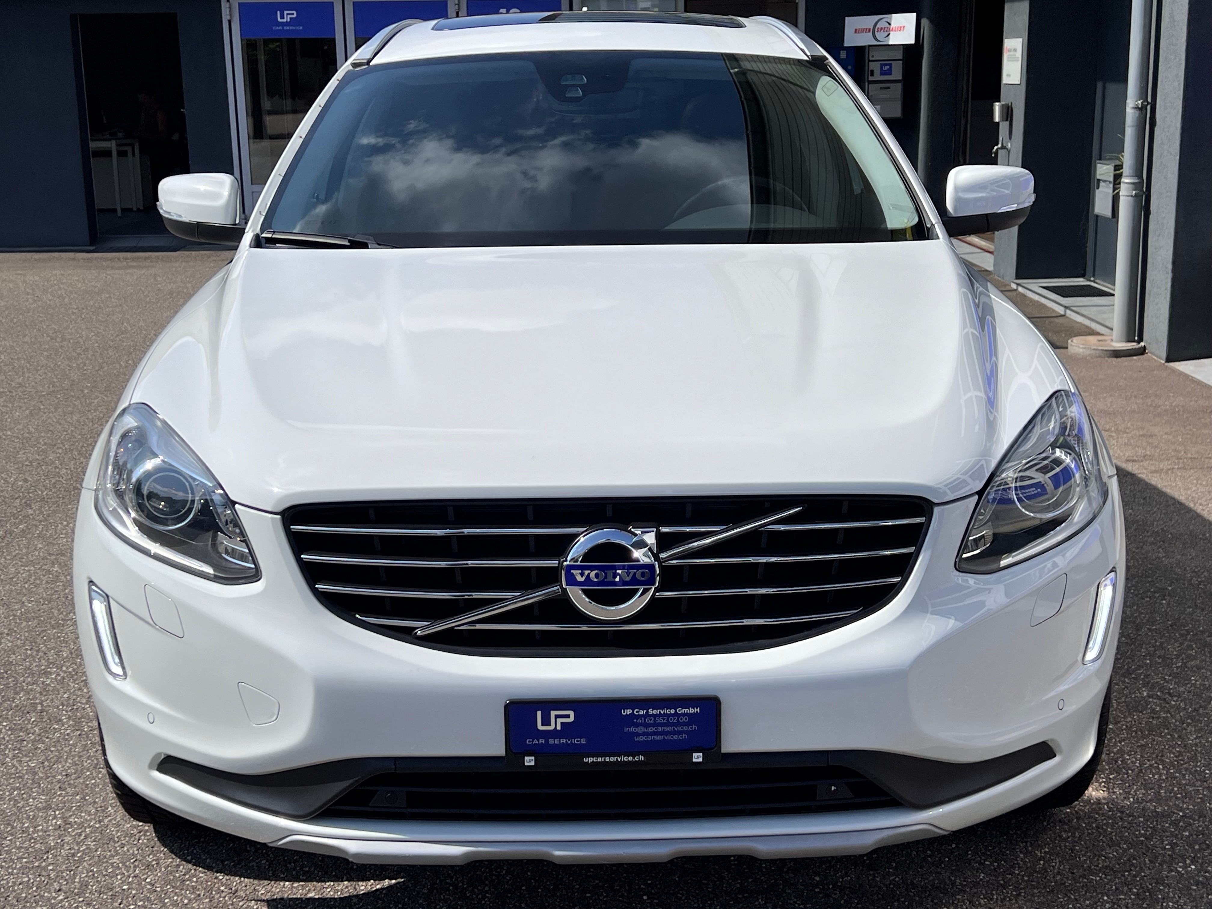 VOLVO XC60 D4 AWD Summum Geartronic