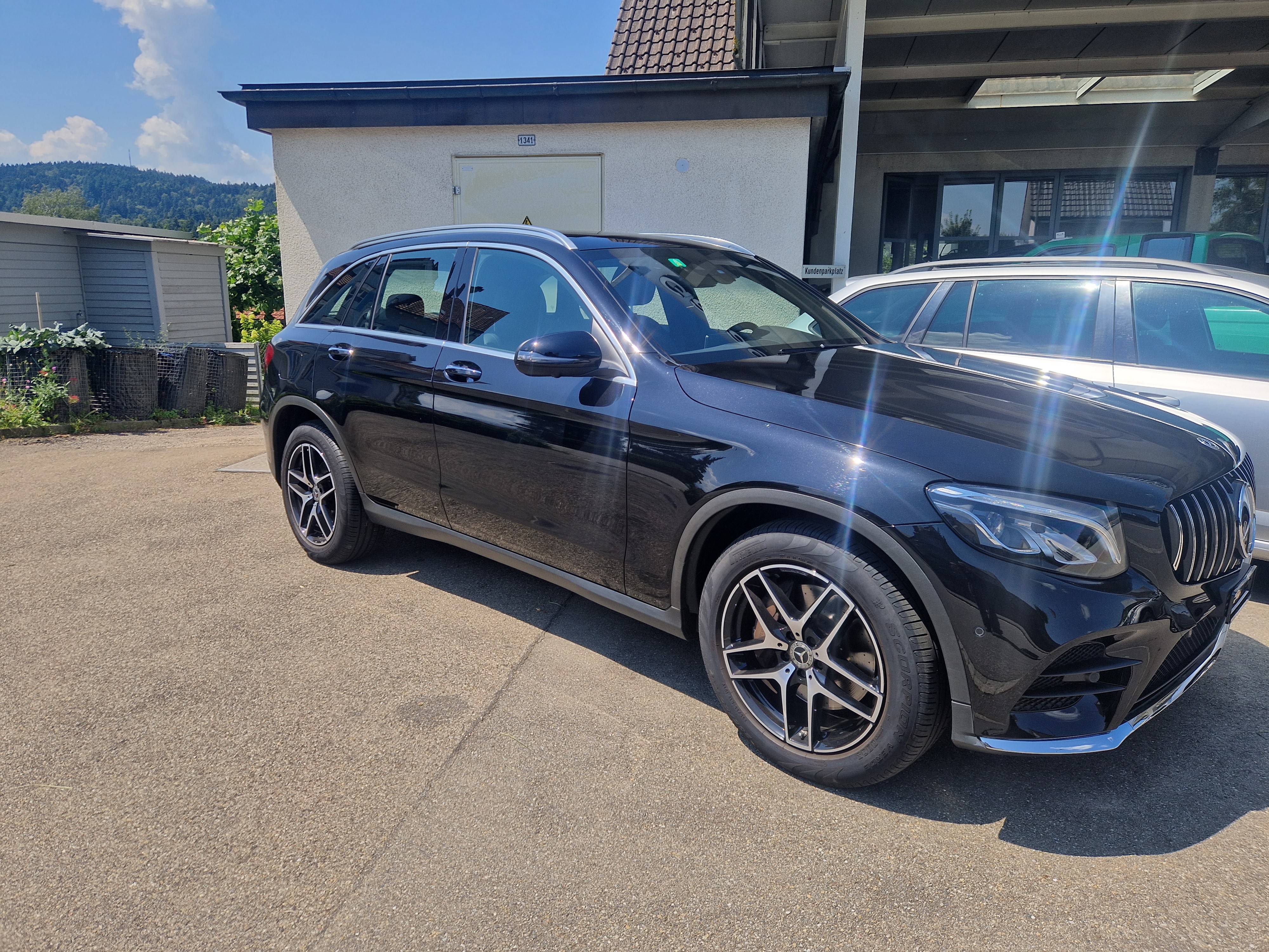 MERCEDES-BENZ GLC 250 AMG Line 4Matic 9G-Tronic