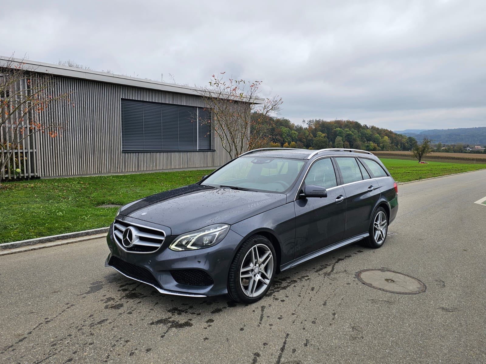 MERCEDES-BENZ E 350 BlueTEC Avantgarde 4Matic 7G-Tronic Sport AMG Paket