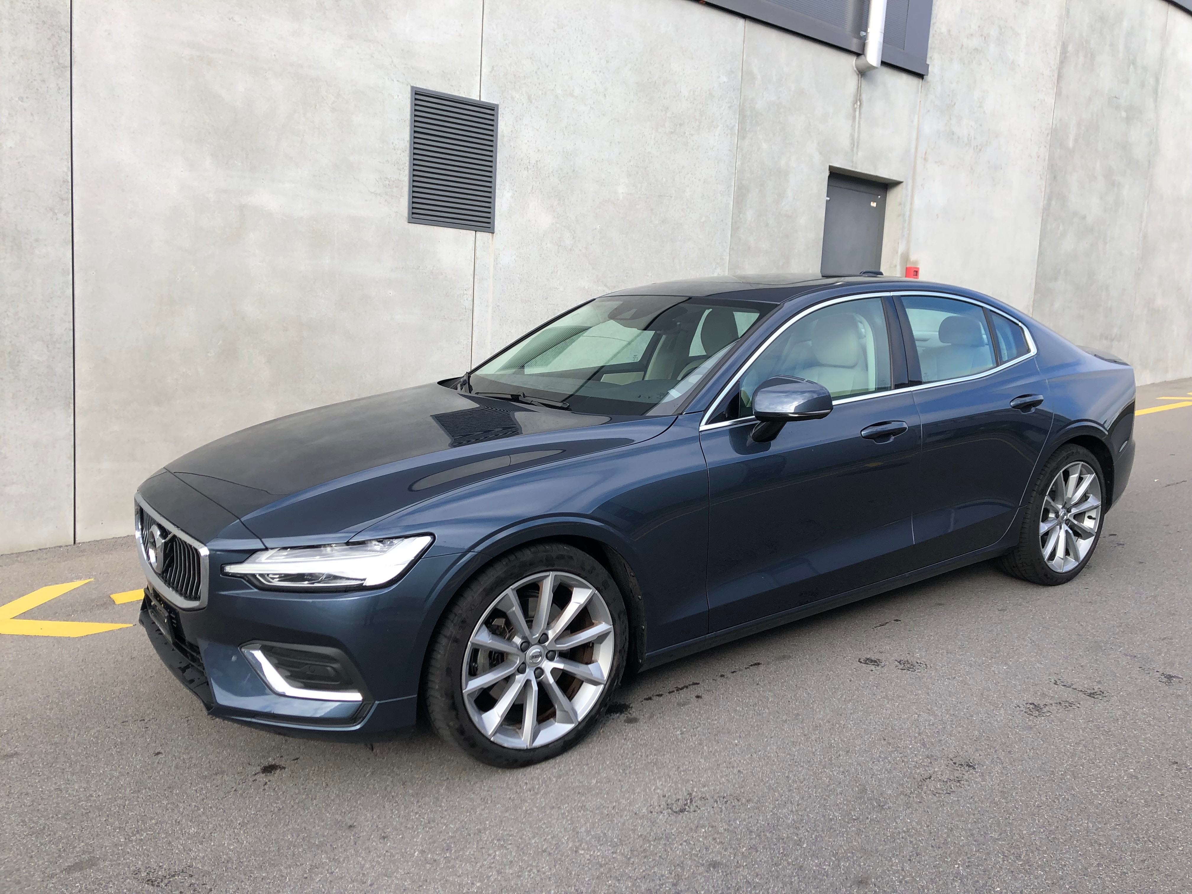 VOLVO S60 T4 R-Design Geartronic (33)