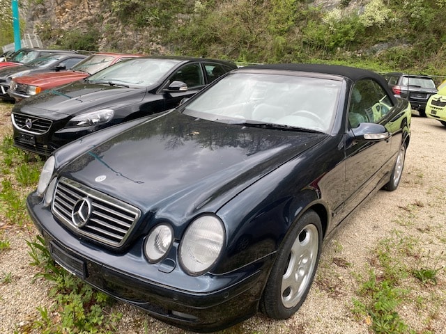 MERCEDES-BENZ CLK 320 Elégance Automatic