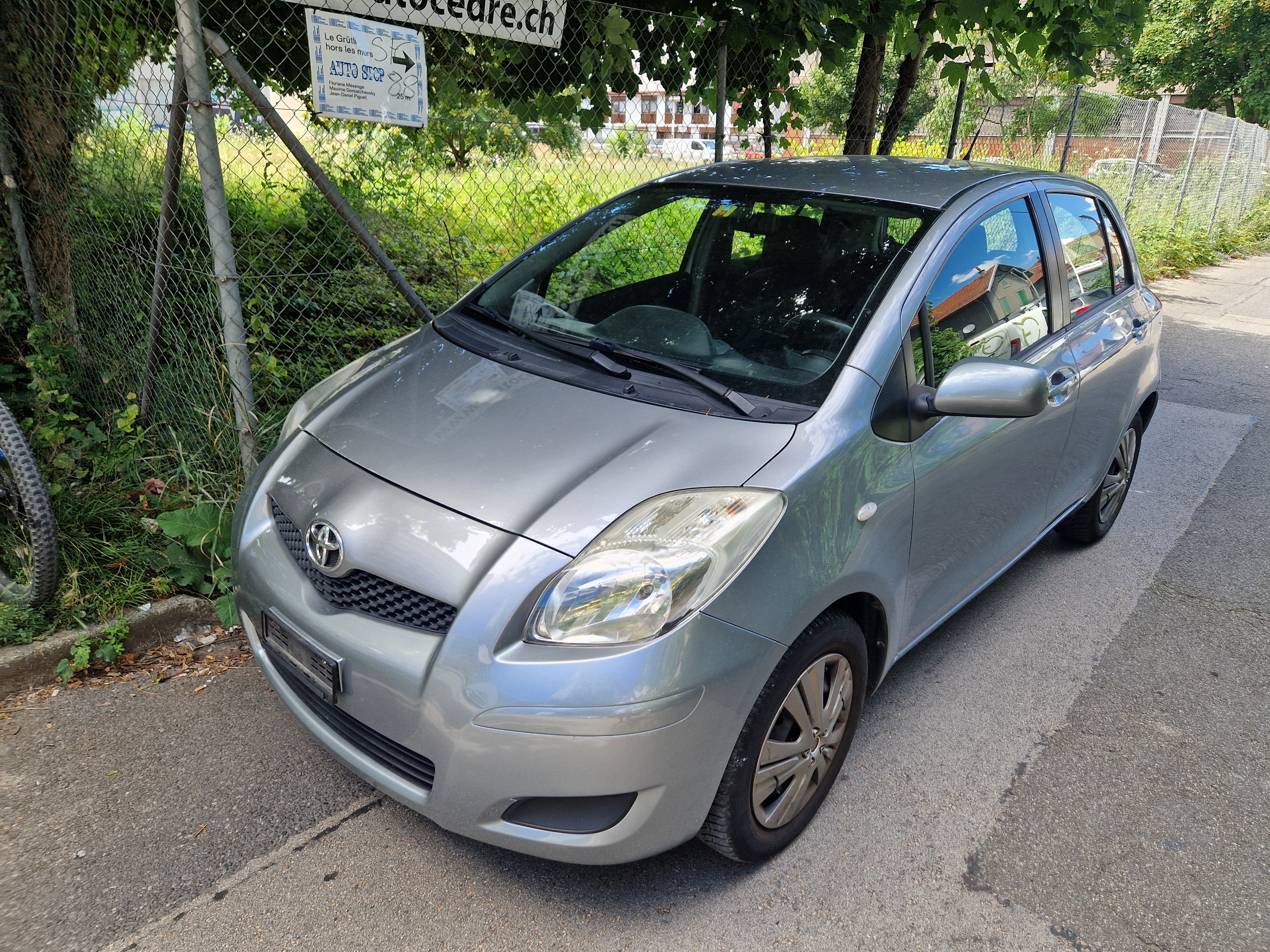 TOYOTA Yaris 1.33 Linea Terra