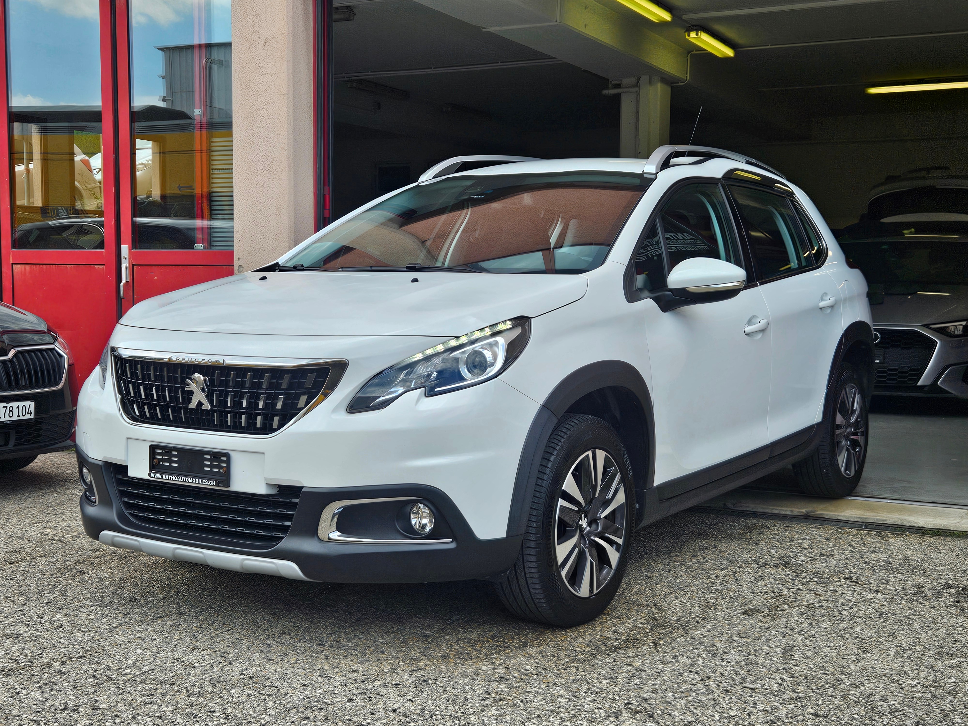 PEUGEOT 2008 1.6 BlueHDi Allure