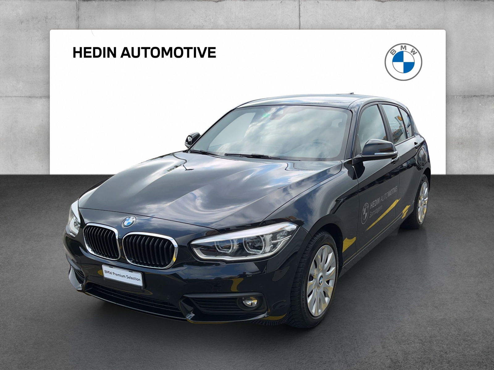 BMW 118i Essential Edition Steptronic