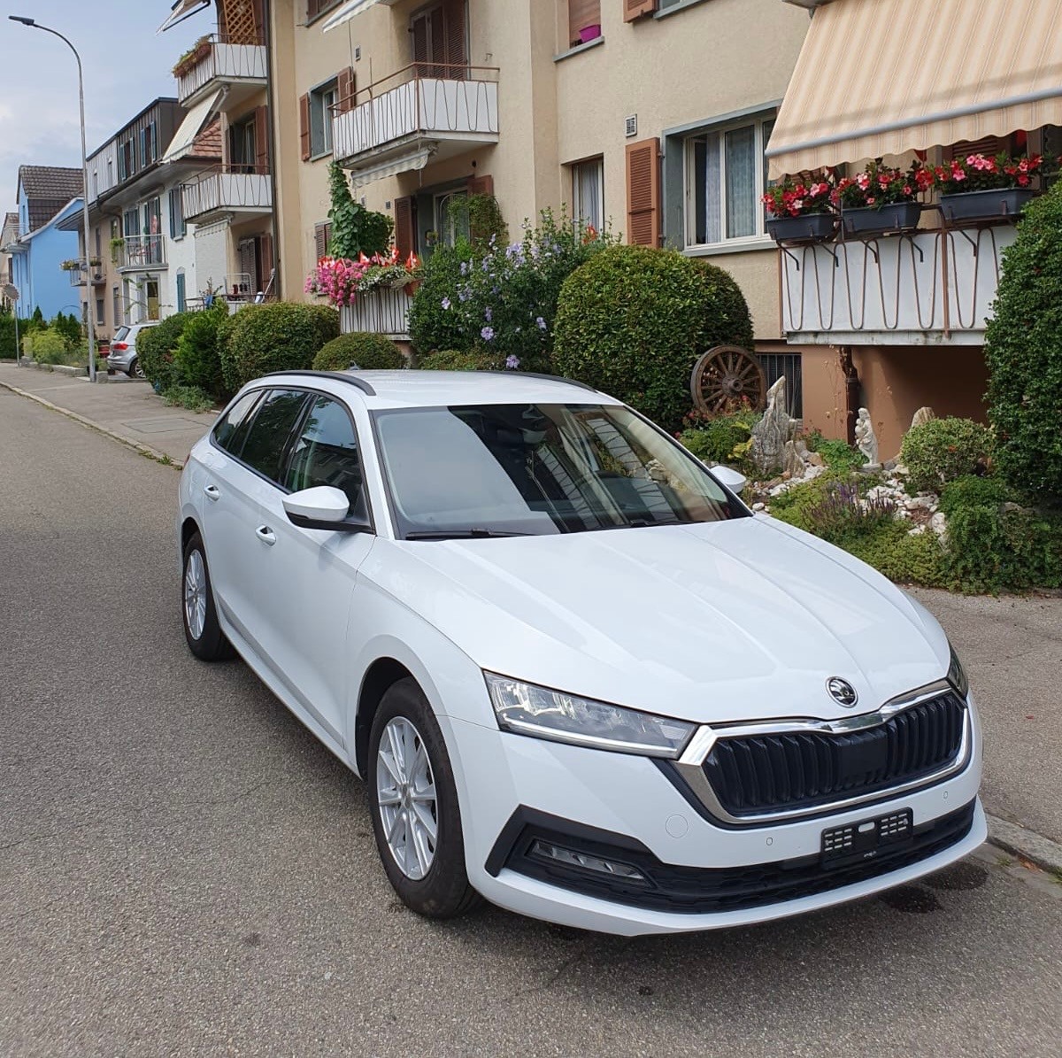 SKODA Octavia Combi 2.0 TDI DSG Ambition 4x4