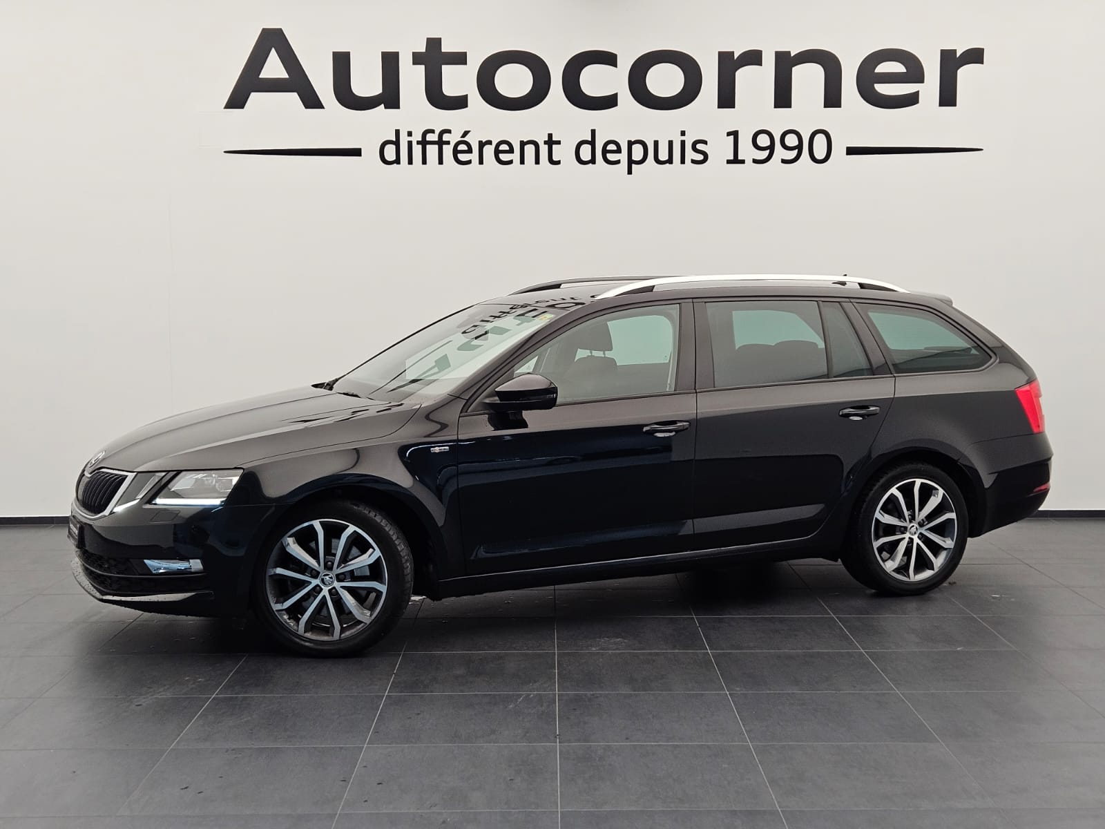 SKODA Octavia Combi 2.0 TSI Soleil 4x4 DSG