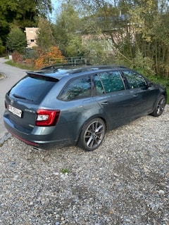 SKODA Octavia Combi 2.0 TSI RS DSG