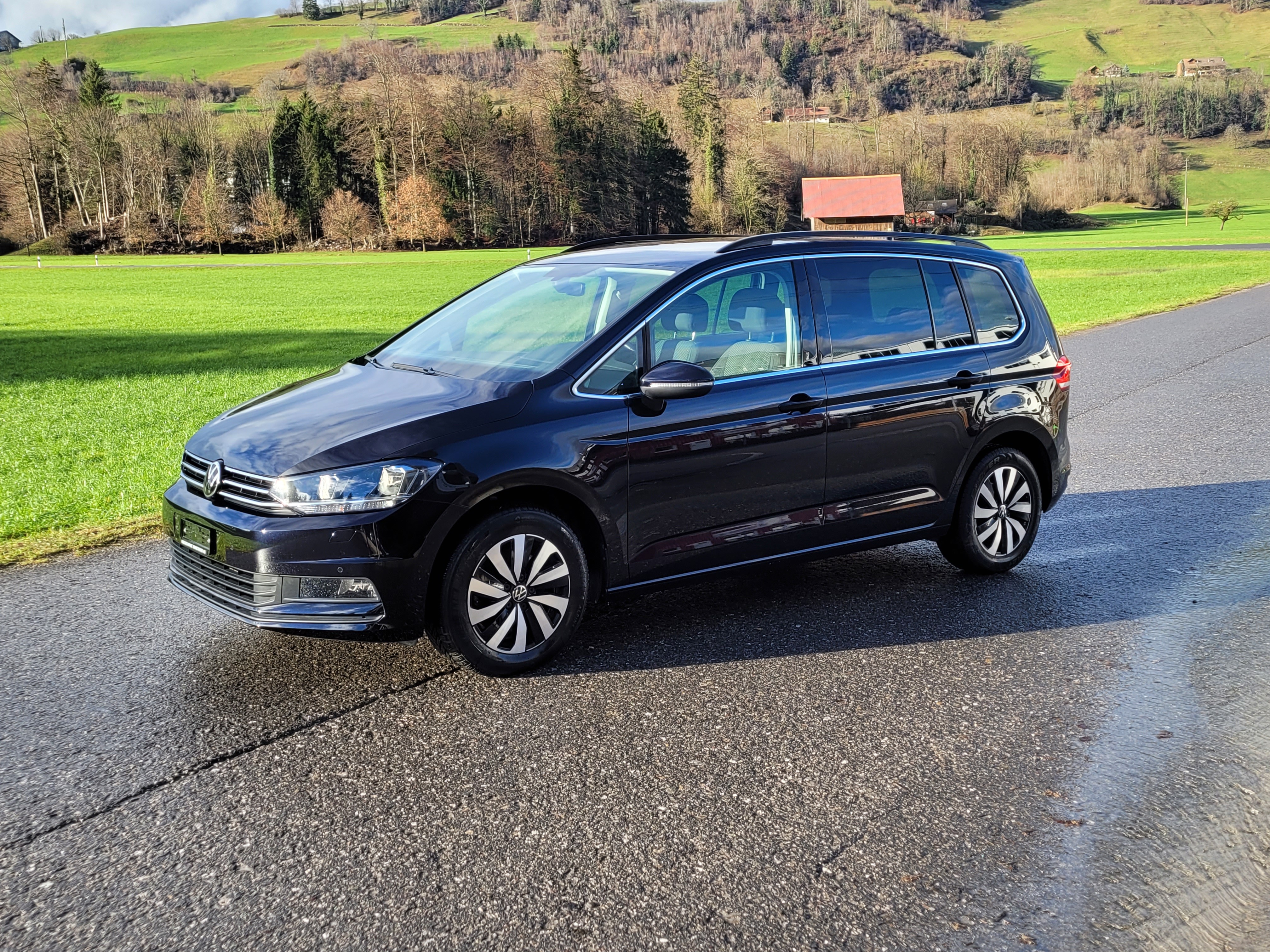 VW Touran 1.5 TSI EVO Comfortline DSG *7-Plätzer mit Neuwagengarantie, Navigation*