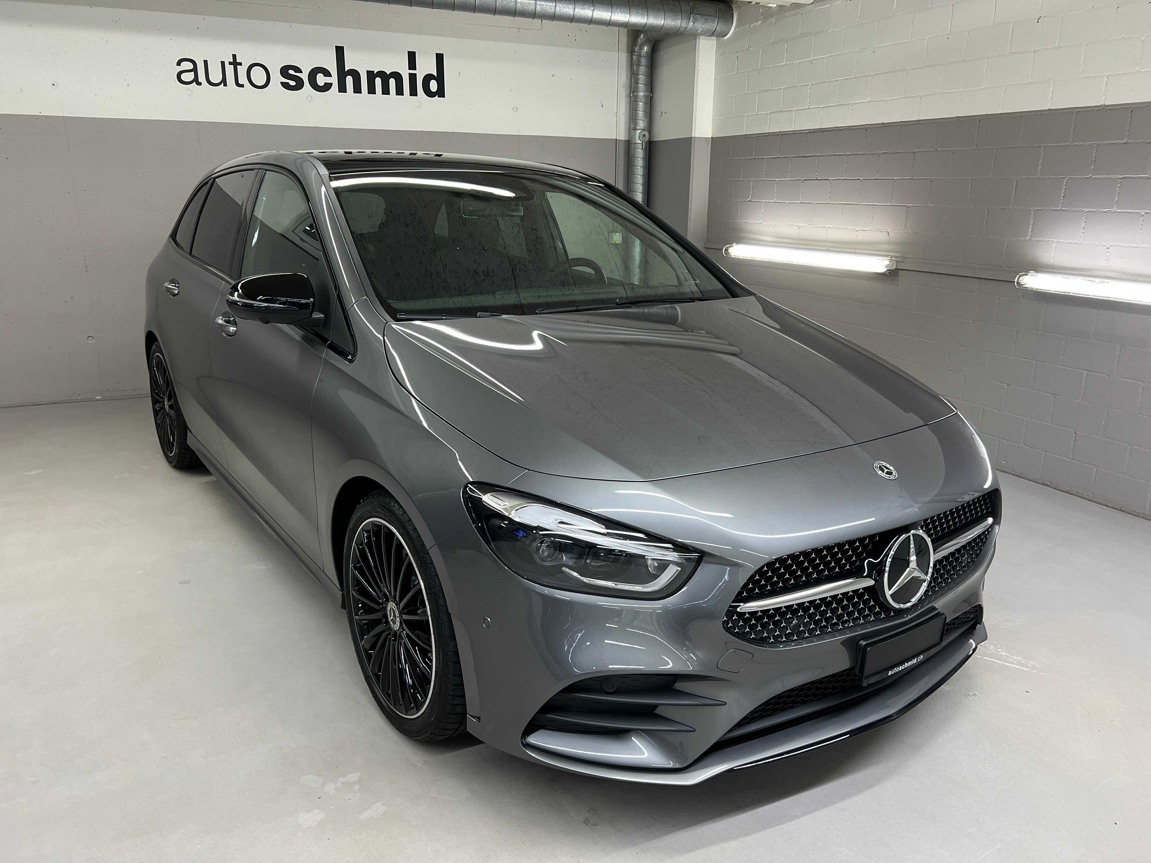 MERCEDES-BENZ B 220 4MATIC