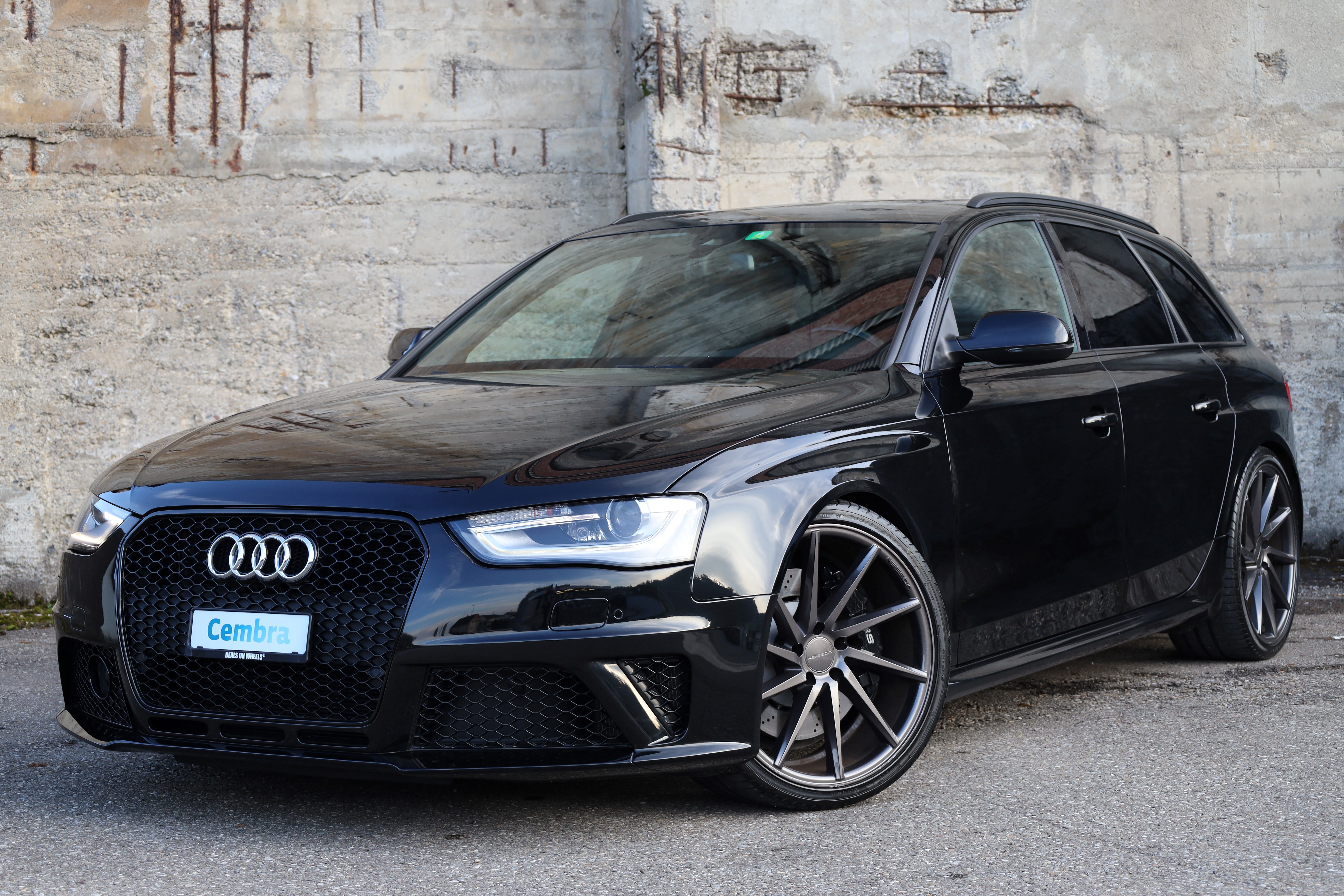 AUDI RS4 Avant 4.2 FSI V8 quattro S-tronic