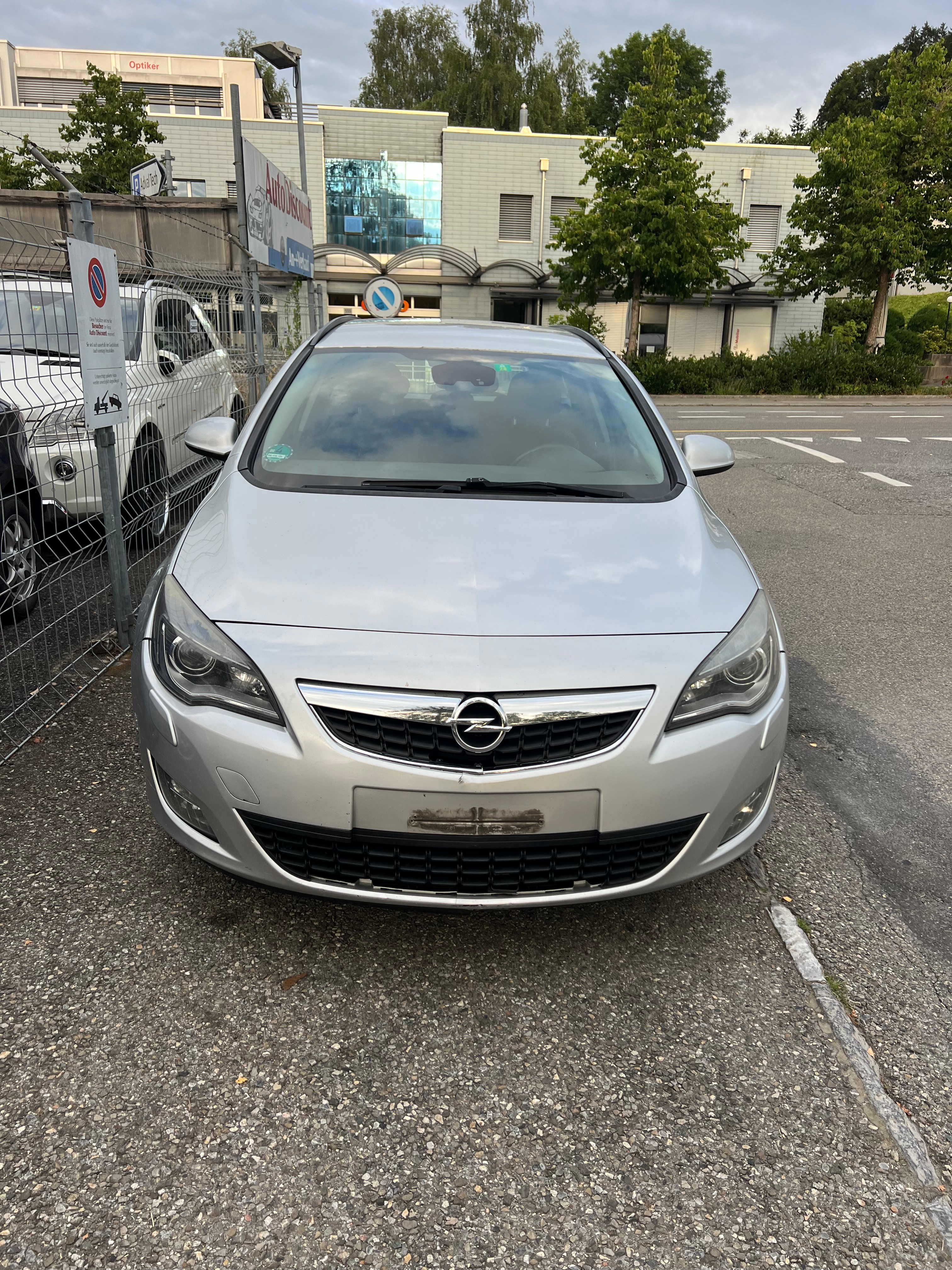 OPEL Astra SportsTourer 1.4i 16V Turbo