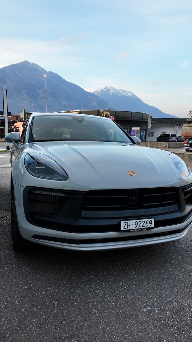 PORSCHE Macan GTS PDK