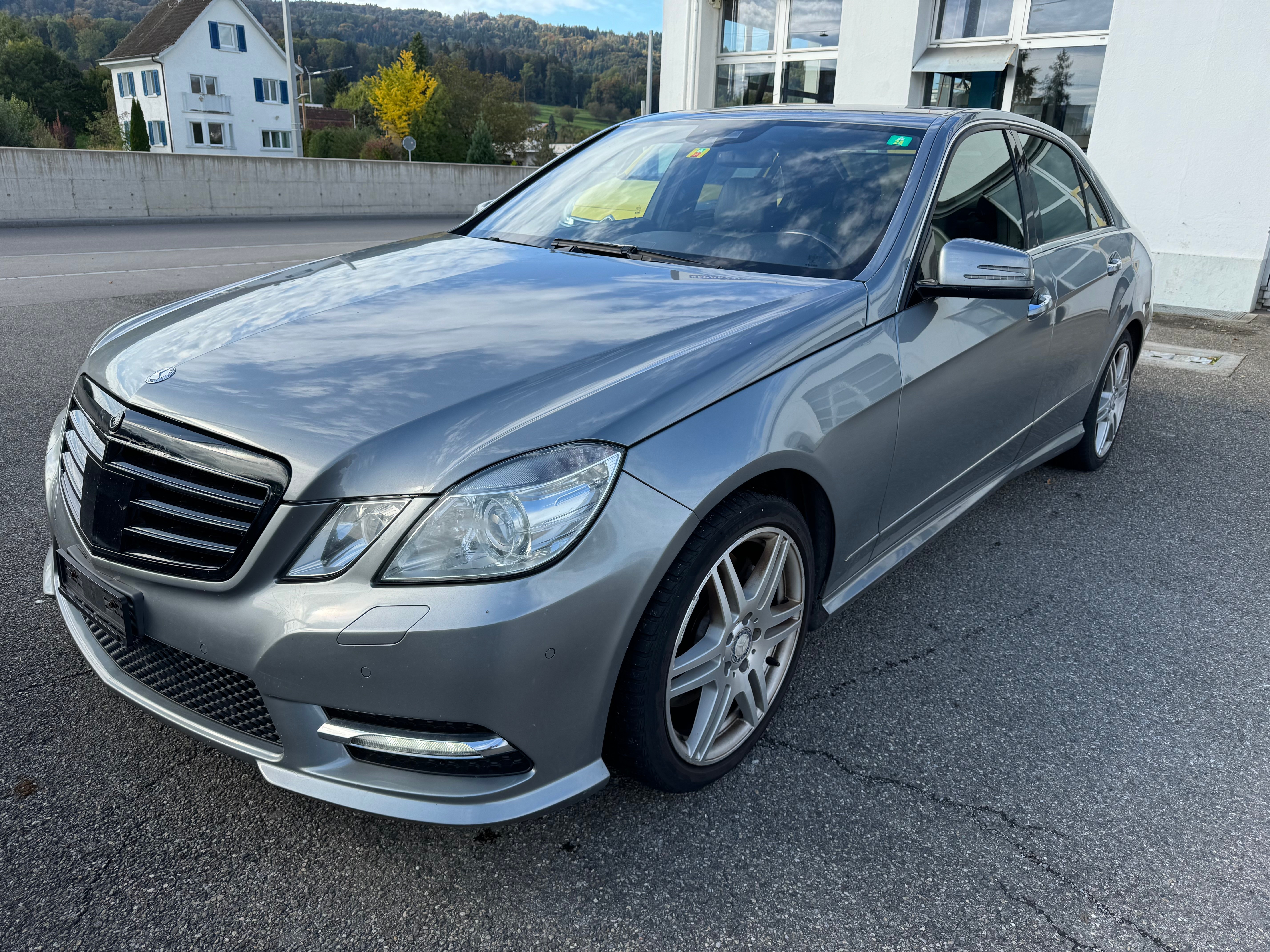 MERCEDES-BENZ E 350 CGI BlueEff. Avantgarde 4Matic 7G-Tronic