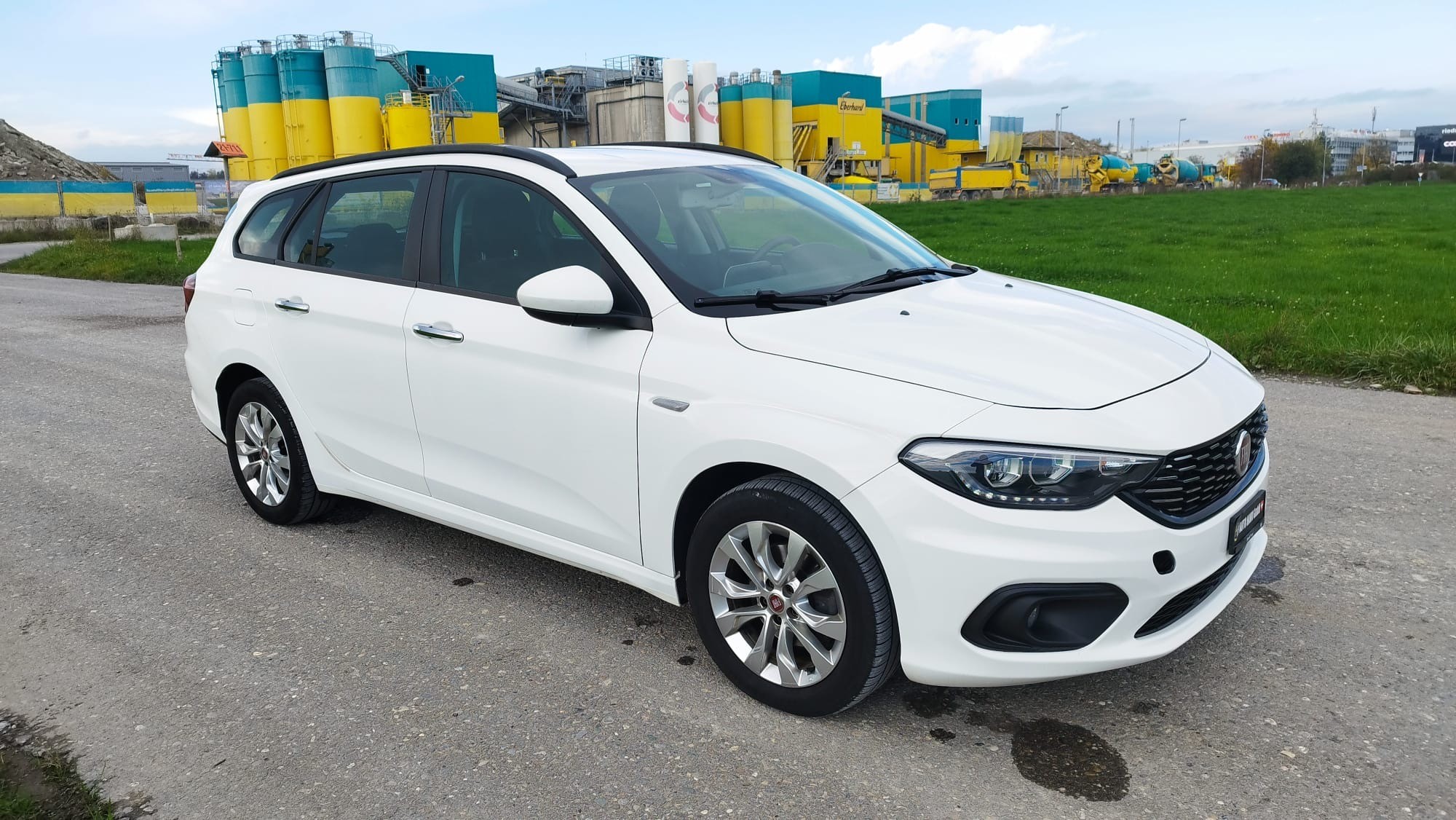 FIAT Tipo 1.6MJ Station Wagon Lounge DCT