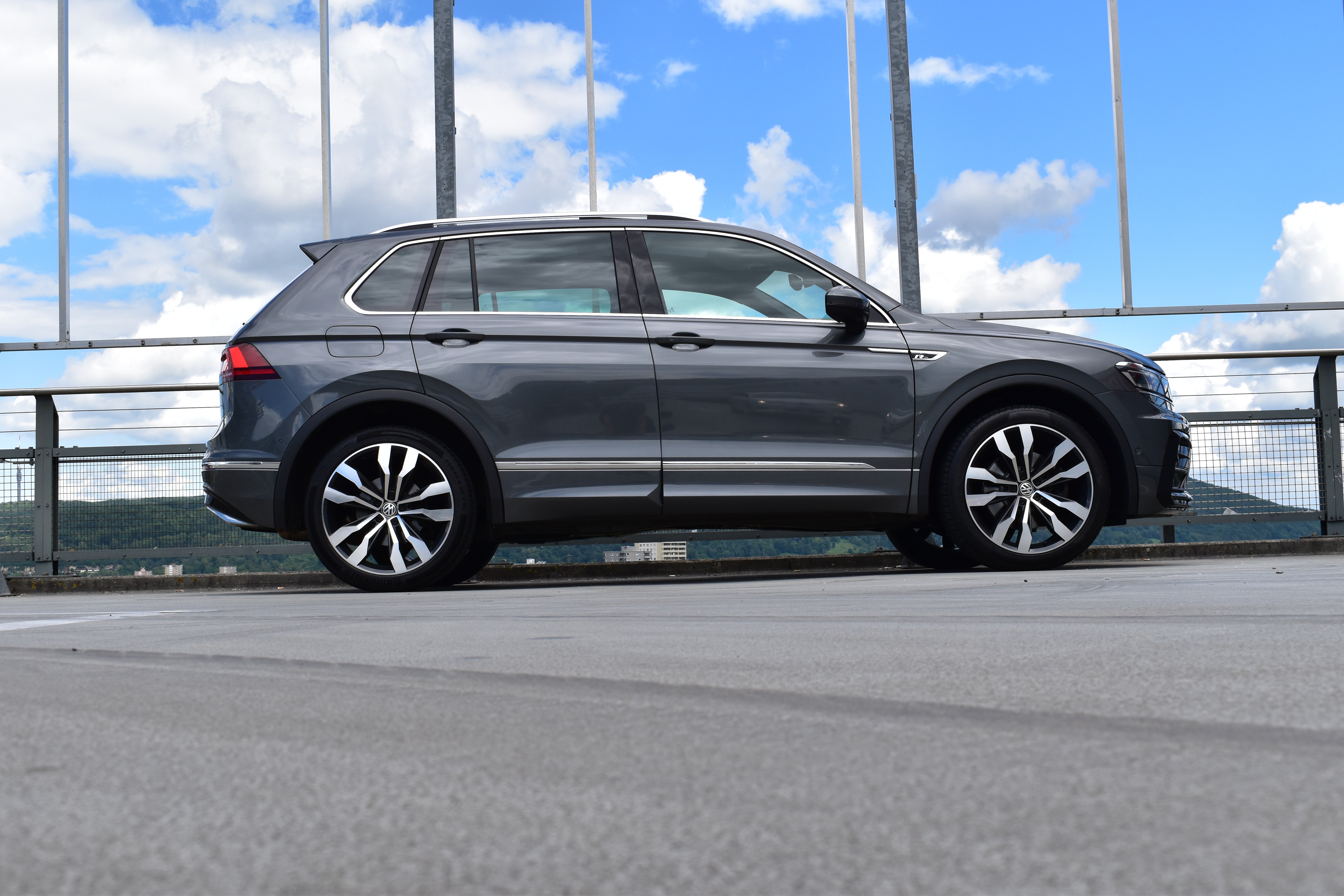 VW TIGUAN 2.0TSI HIGHLINE R LINE PLUS 4MOTION DSG l 230 PS