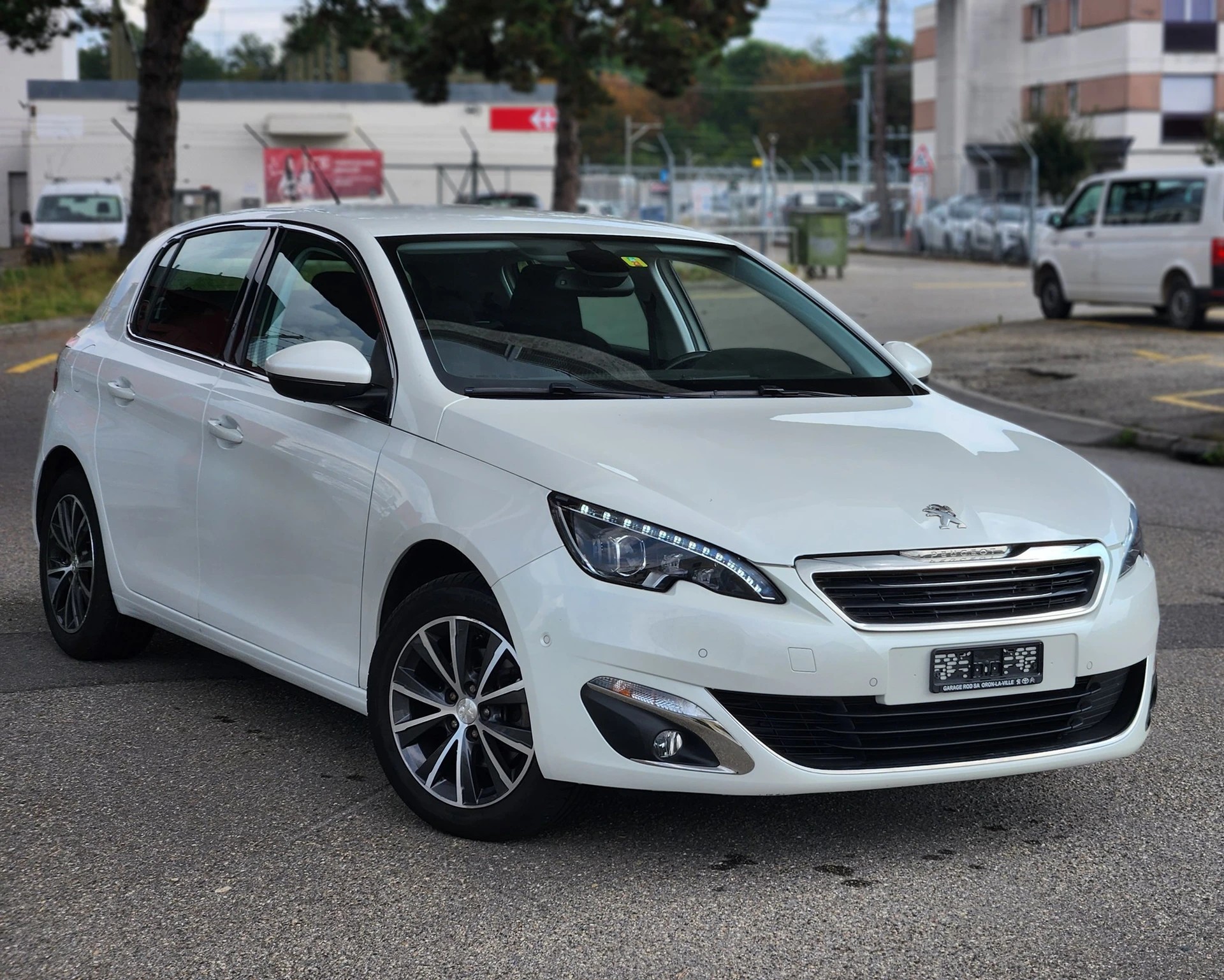 PEUGEOT 308 1.2 THP Active